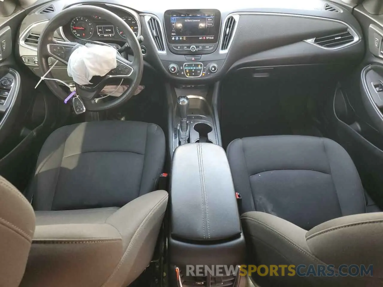 8 Фотография поврежденного автомобиля 1G1ZD5ST5KF167849 CHEVROLET MALIBU 2019