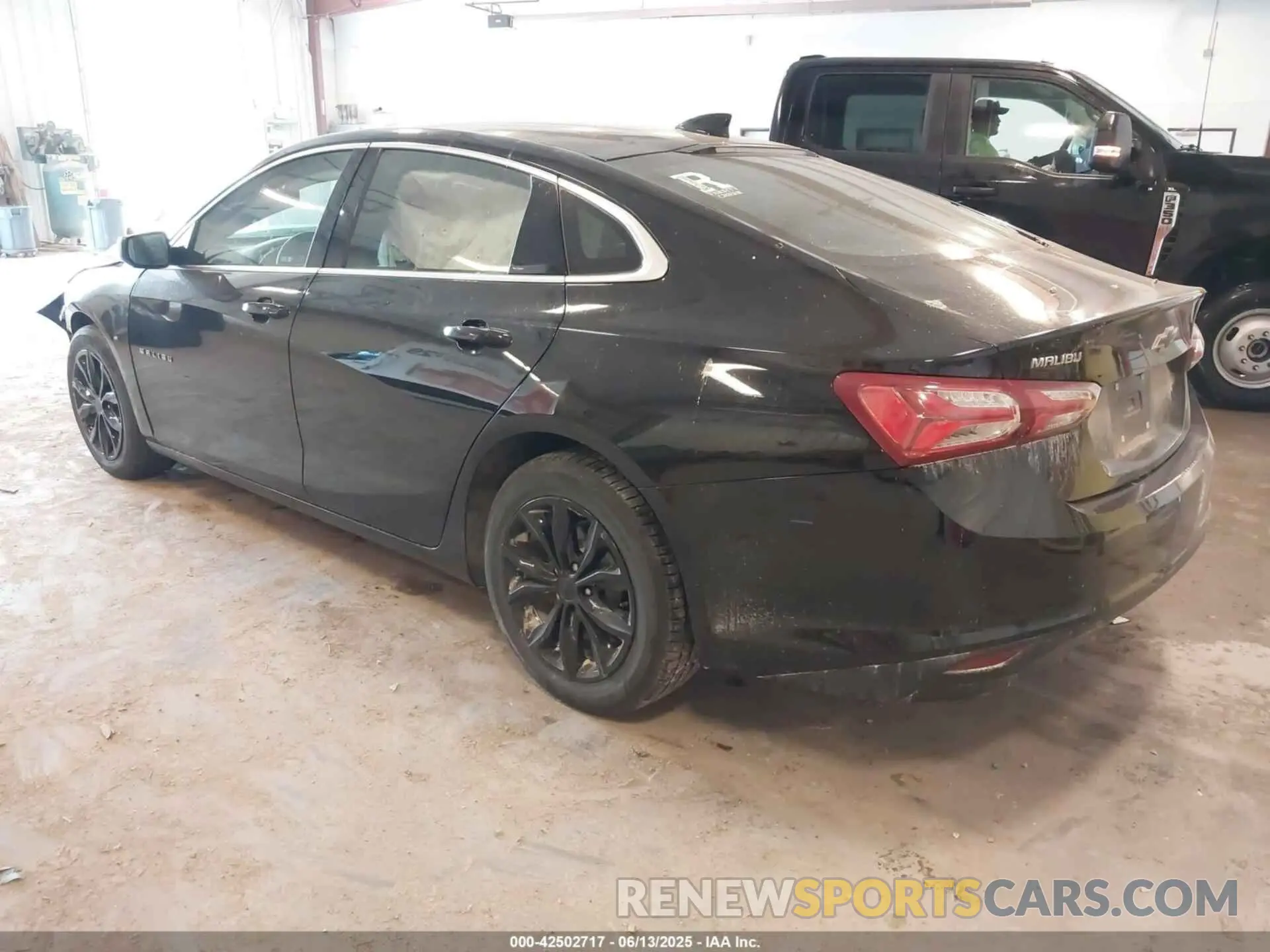 3 Photograph of a damaged car 1G1ZD5ST5KF225913 CHEVROLET MALIBU 2019