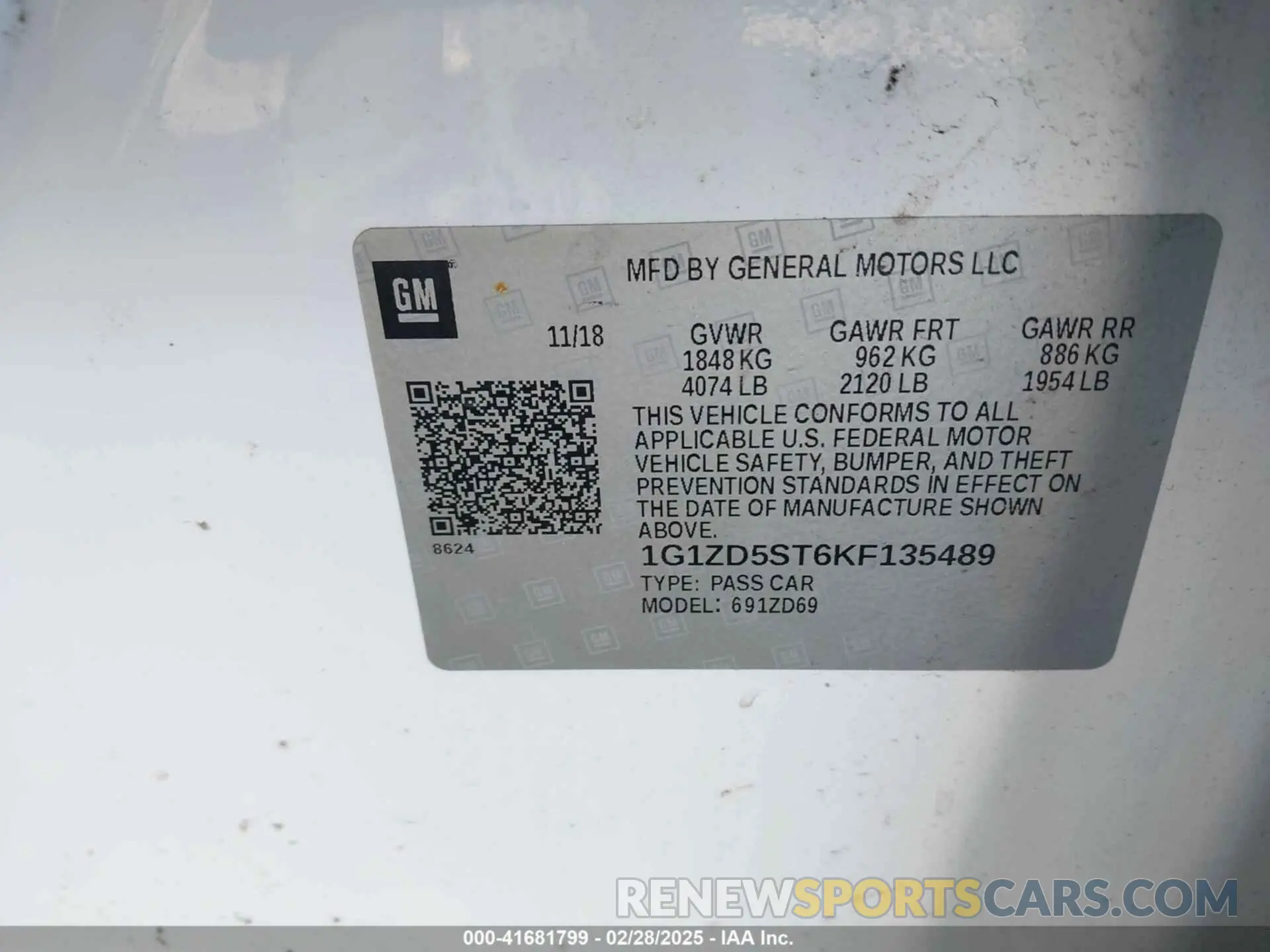 9 Photograph of a damaged car 1G1ZD5ST6KF135489 CHEVROLET MALIBU 2019