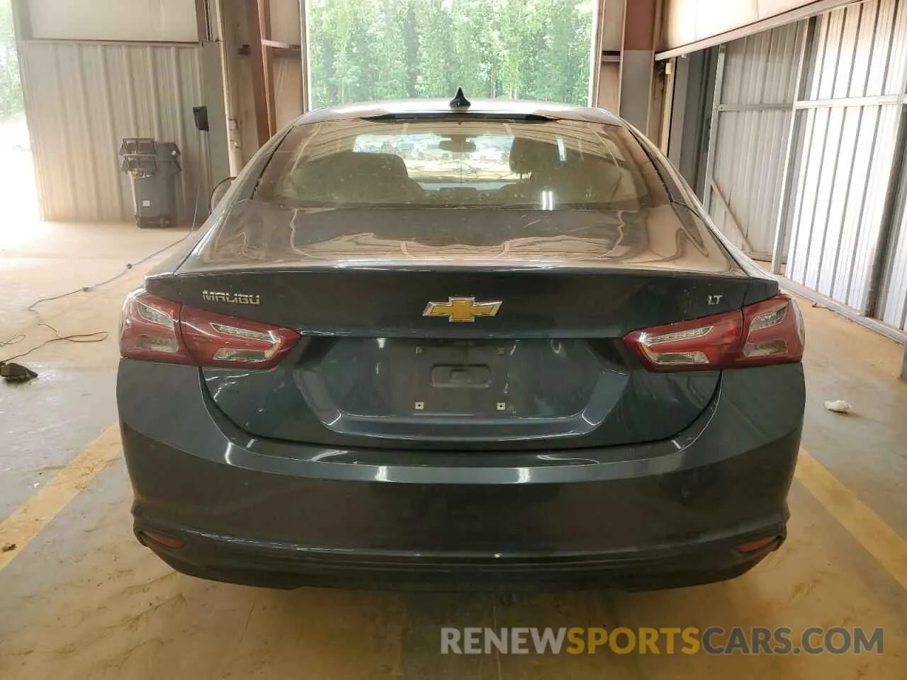 6 Фотография поврежденного автомобиля 1G1ZD5ST6KF160067 CHEVROLET MALIBU 2019