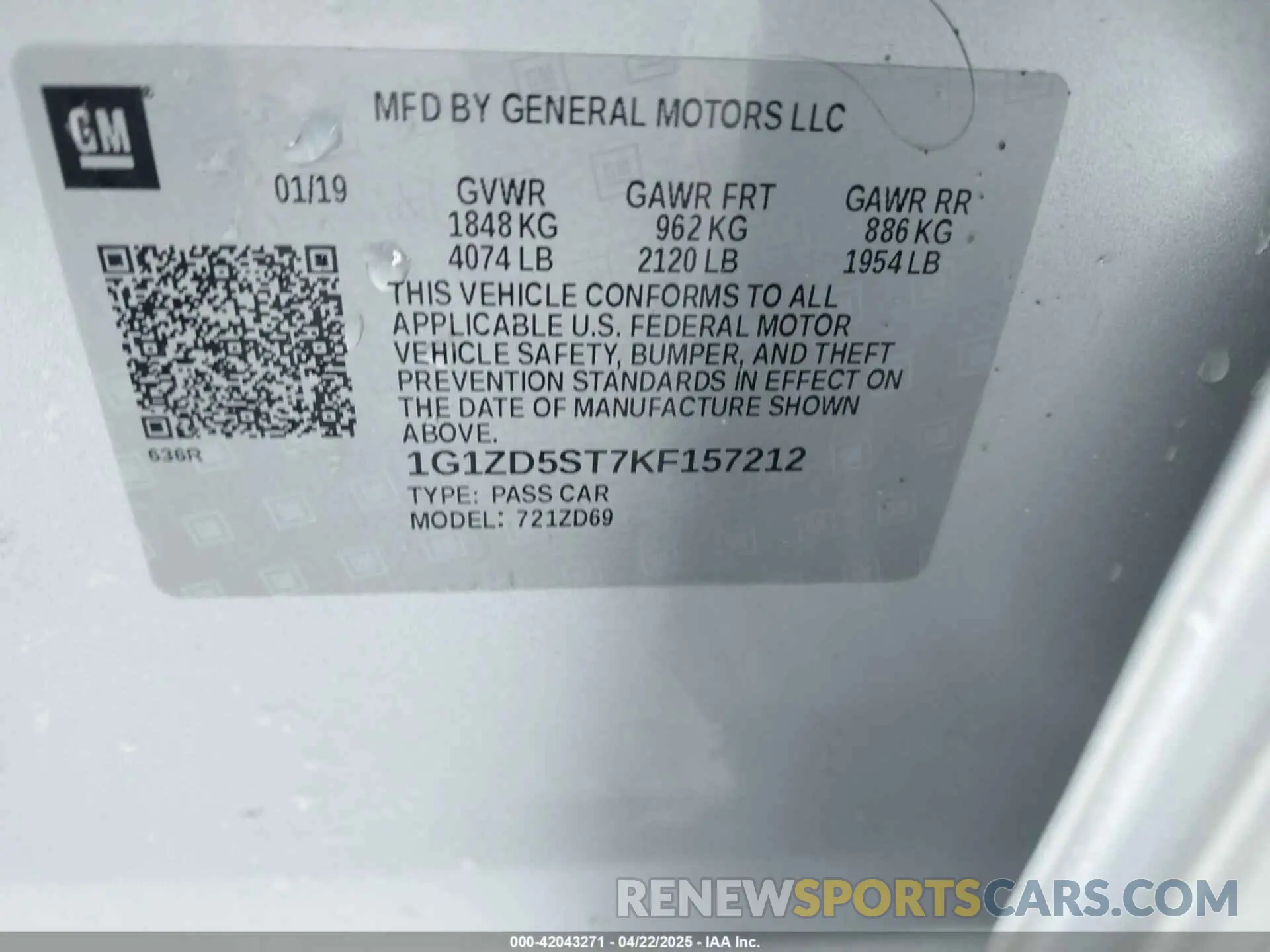 9 Photograph of a damaged car 1G1ZD5ST7KF157212 CHEVROLET MALIBU 2019