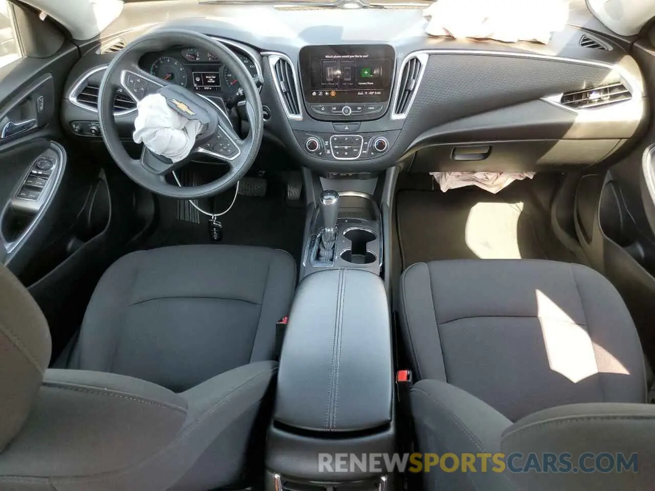 8 Фотография поврежденного автомобиля 1G1ZD5ST7KF173149 CHEVROLET MALIBU 2019