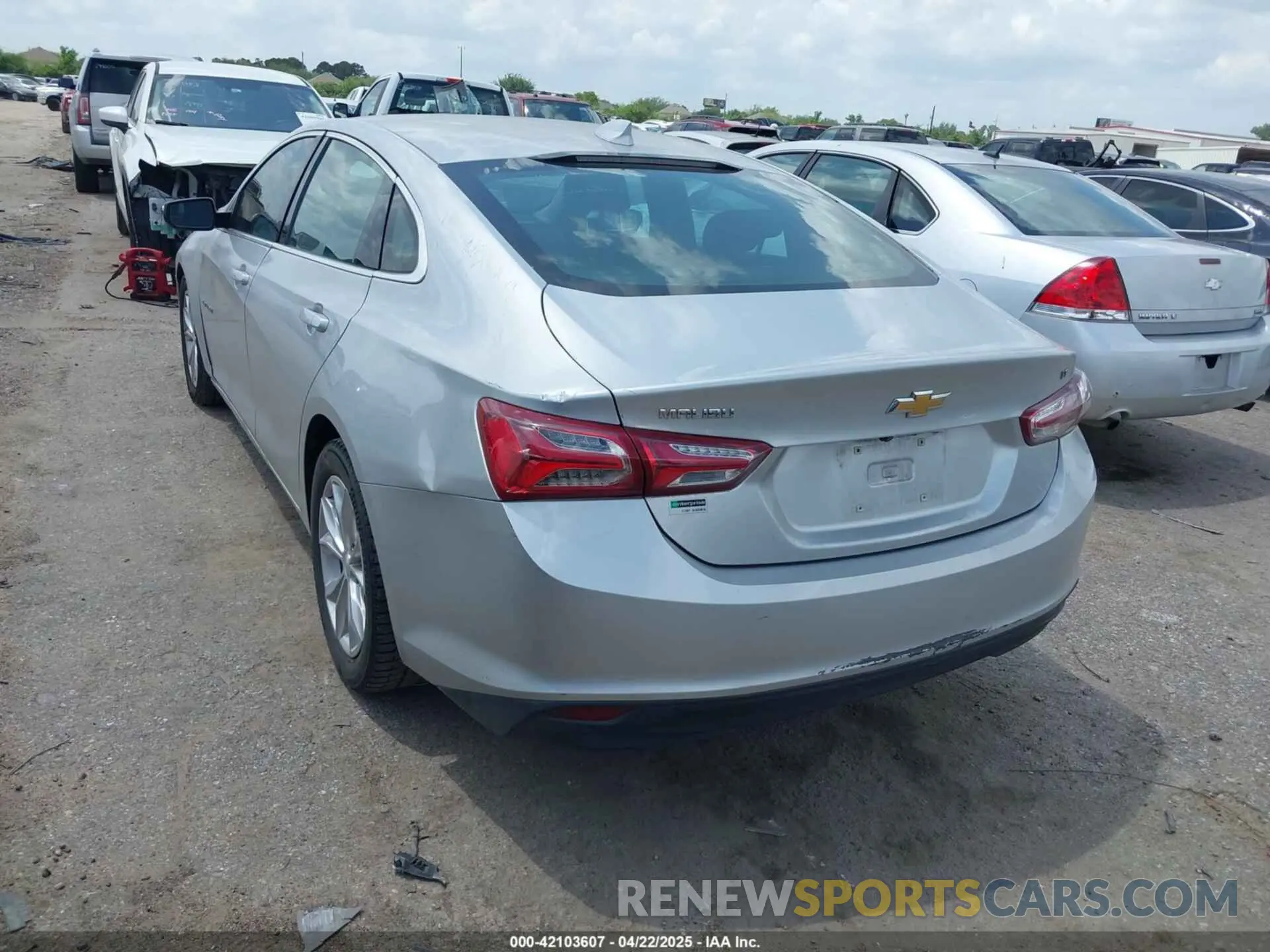3 Photograph of a damaged car 1G1ZD5ST7KF217148 CHEVROLET MALIBU 2019
