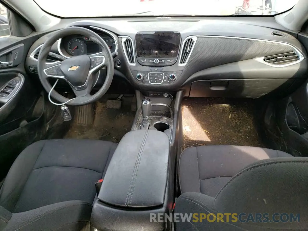 8 Photograph of a damaged car 1G1ZD5ST8KF157185 CHEVROLET MALIBU 2019