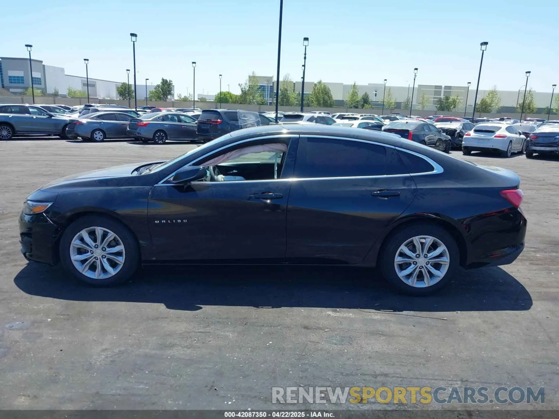 15 Photograph of a damaged car 1G1ZD5ST8KF157316 CHEVROLET MALIBU 2019