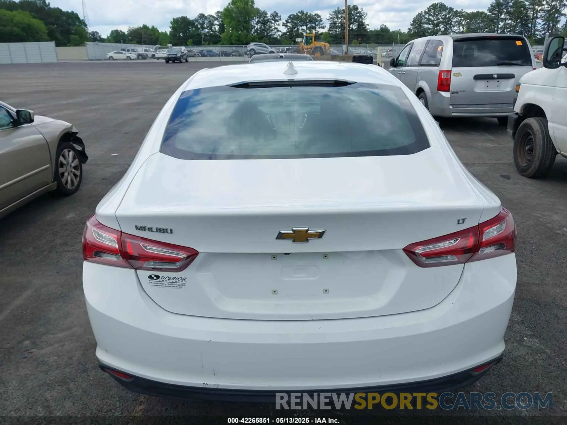 16 Photograph of a damaged car 1G1ZD5ST9KF162251 CHEVROLET MALIBU 2019