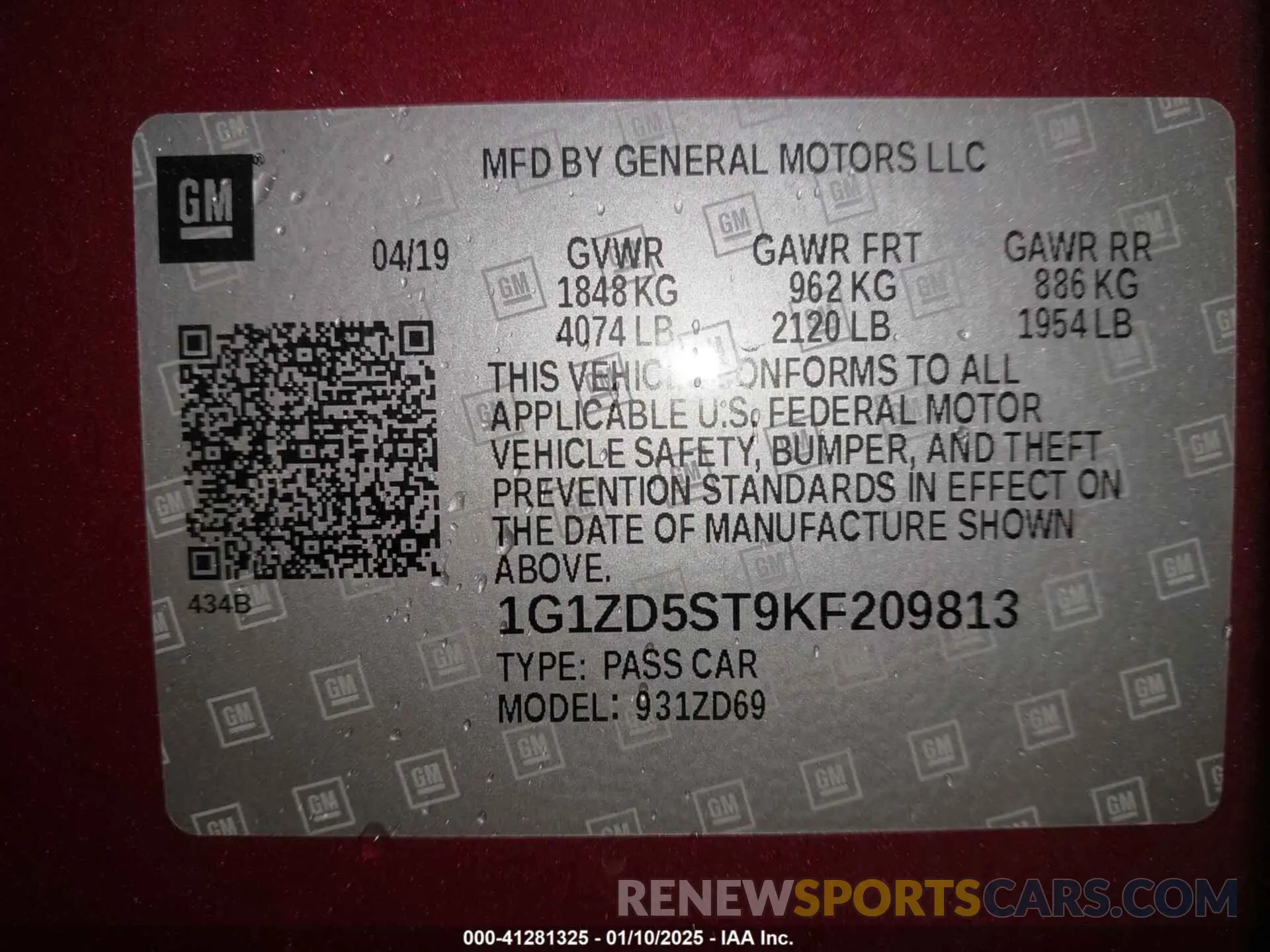 9 Photograph of a damaged car 1G1ZD5ST9KF209813 CHEVROLET MALIBU 2019