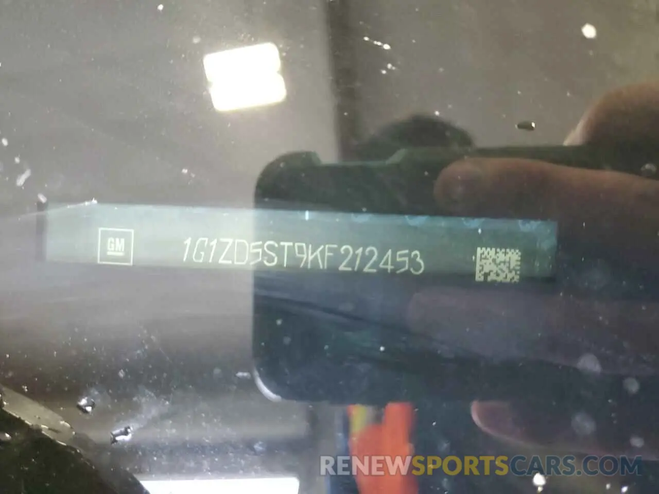 12 Photograph of a damaged car 1G1ZD5ST9KF212453 CHEVROLET MALIBU 2019