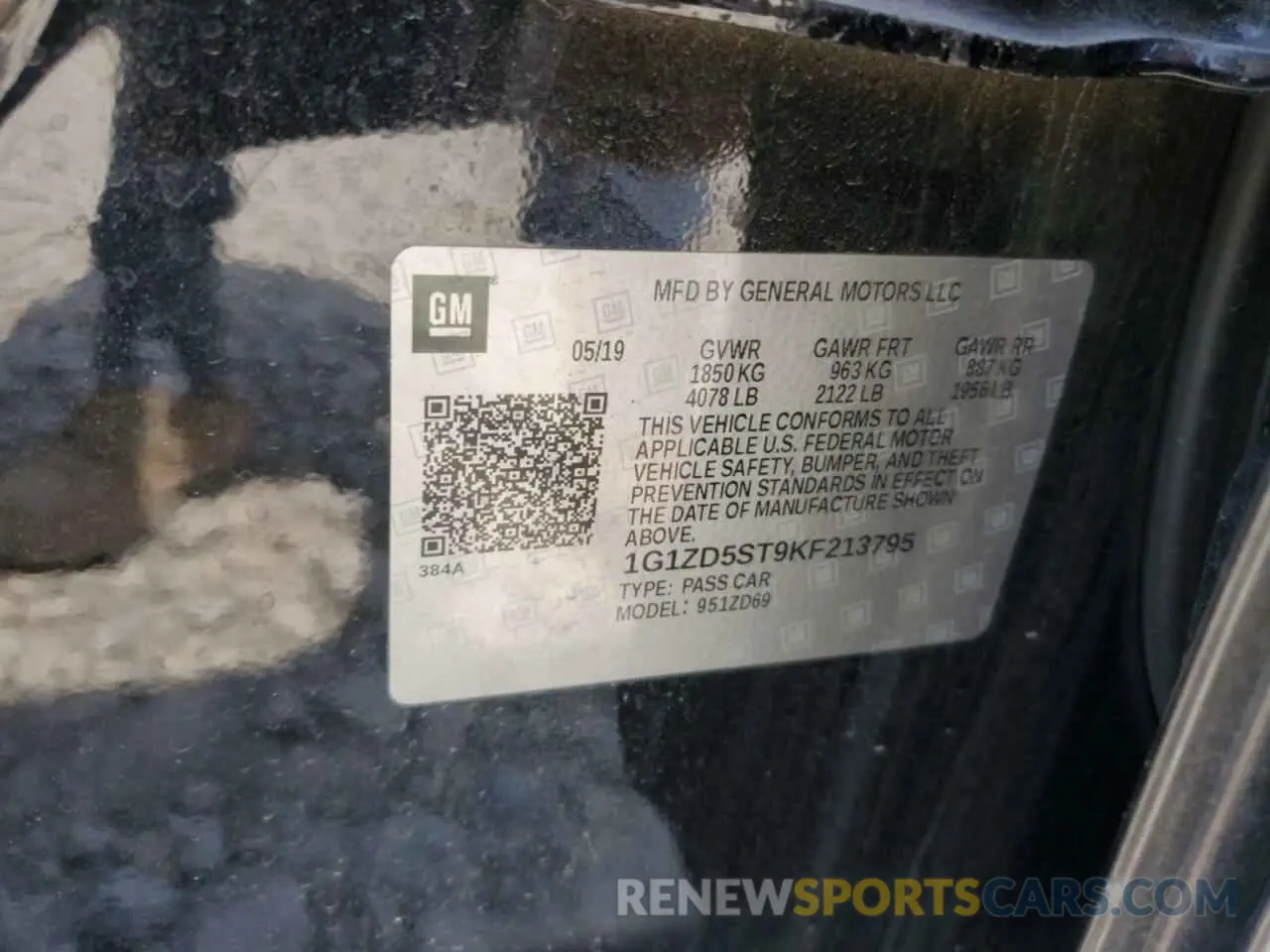13 Photograph of a damaged car 1G1ZD5ST9KF213795 CHEVROLET MALIBU 2019