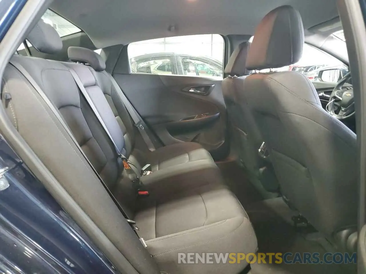 10 Photograph of a damaged car 1G1ZD5ST9KF225929 CHEVROLET MALIBU 2019