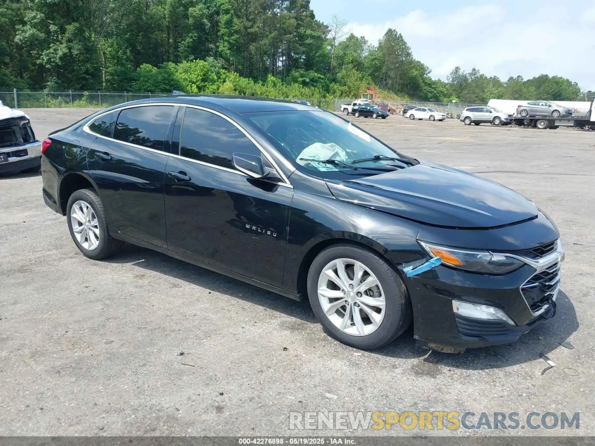 1 Photograph of a damaged car 1G1ZD5STXKF163439 CHEVROLET MALIBU 2019
