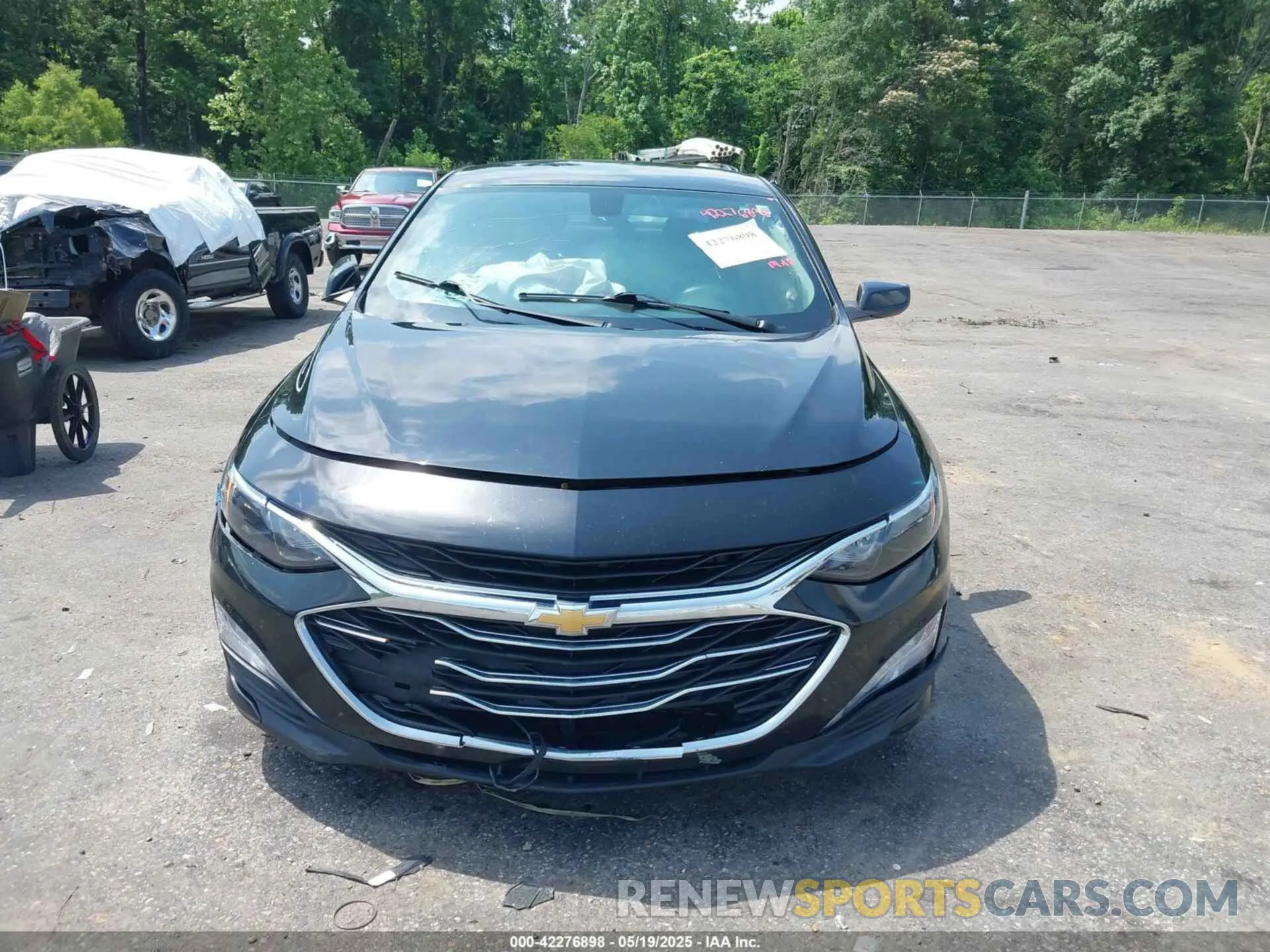 11 Photograph of a damaged car 1G1ZD5STXKF163439 CHEVROLET MALIBU 2019