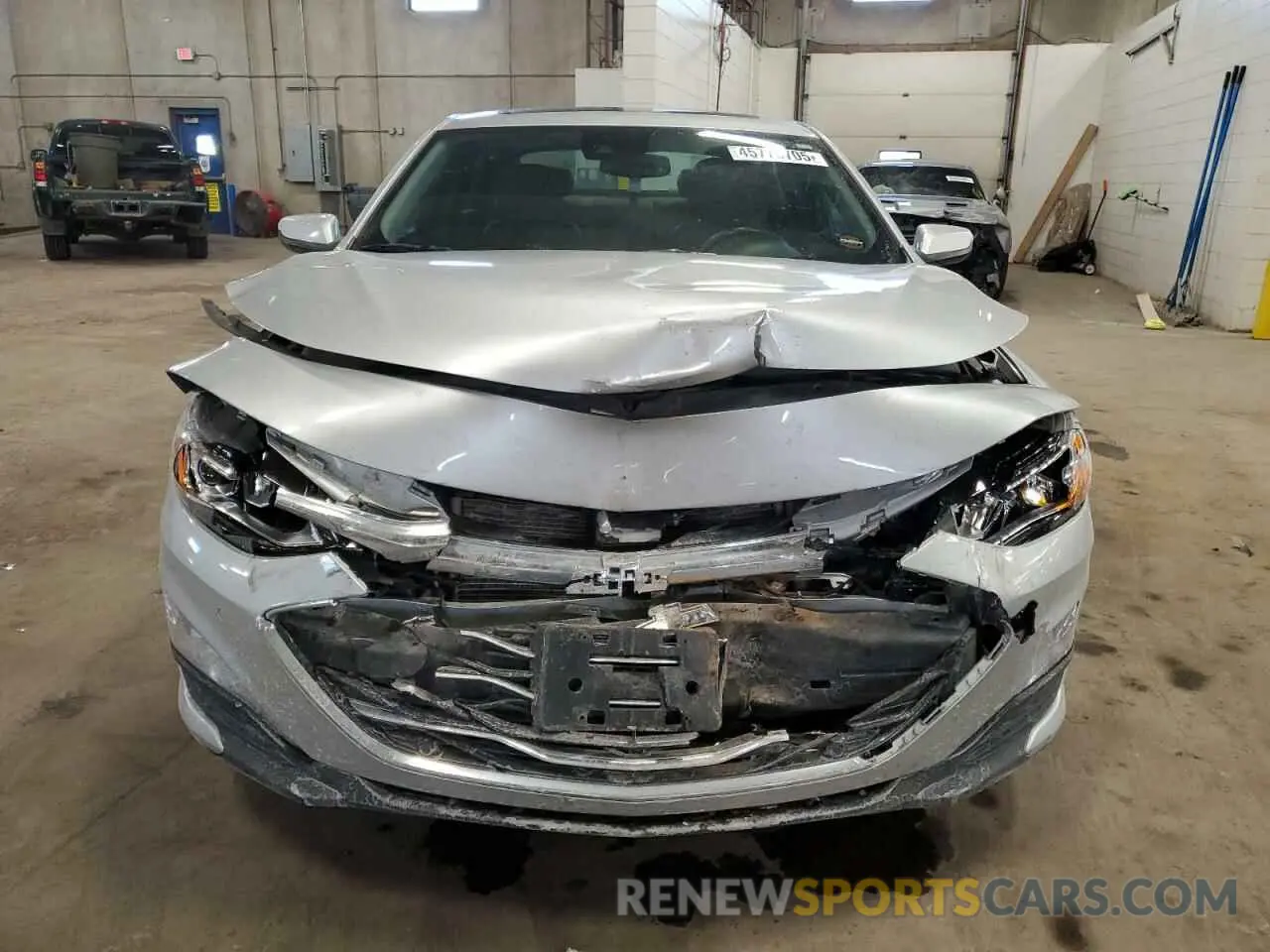 5 Photograph of a damaged car 1G1ZE5SX4KF186828 CHEVROLET MALIBU 2019