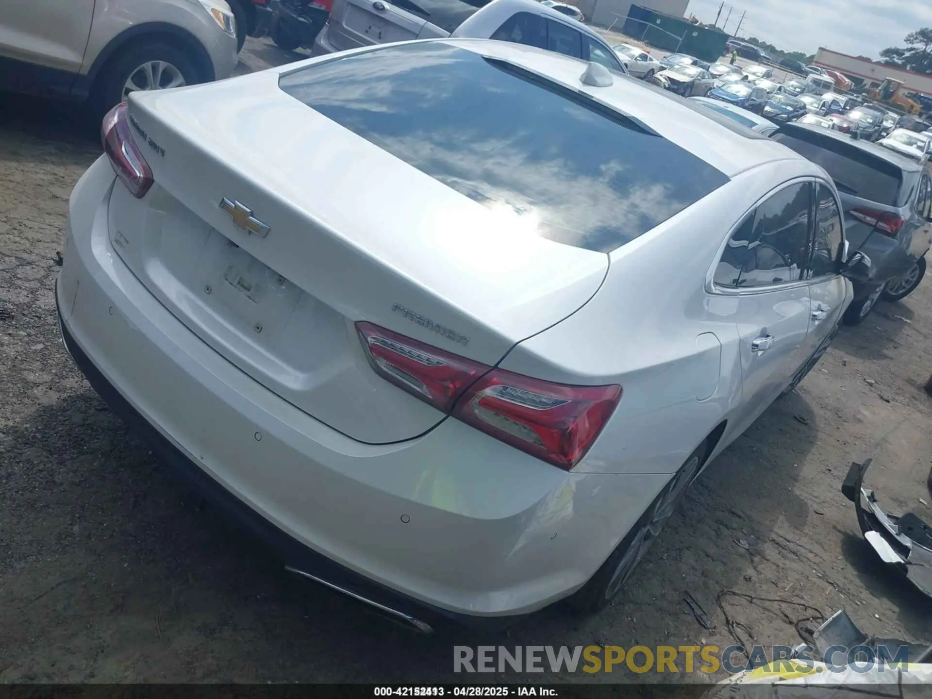 4 Фотография поврежденного автомобиля 1G1ZE5SX5KF190192 CHEVROLET MALIBU 2019