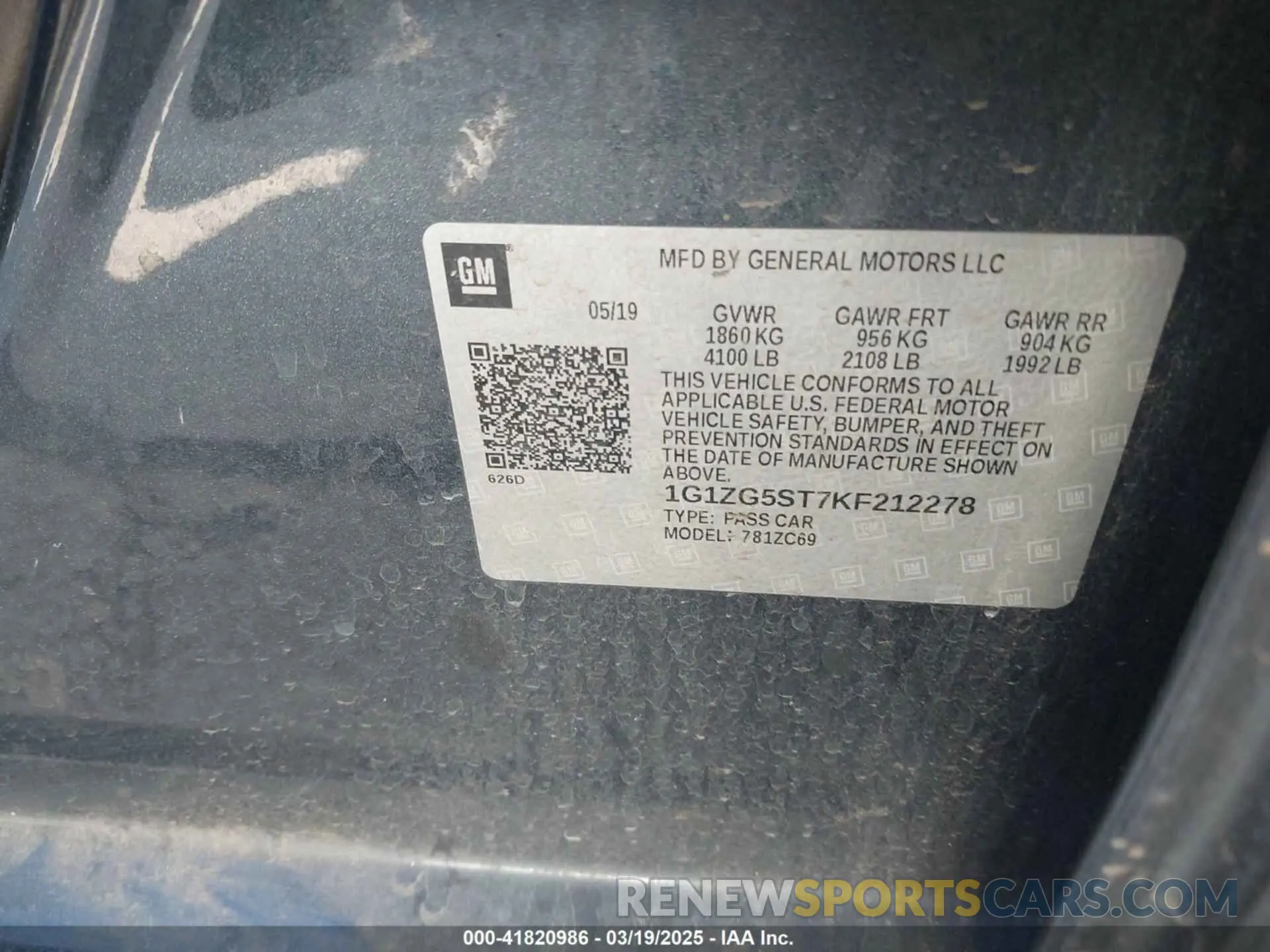9 Photograph of a damaged car 1G1ZG5ST7KF212278 CHEVROLET MALIBU 2019