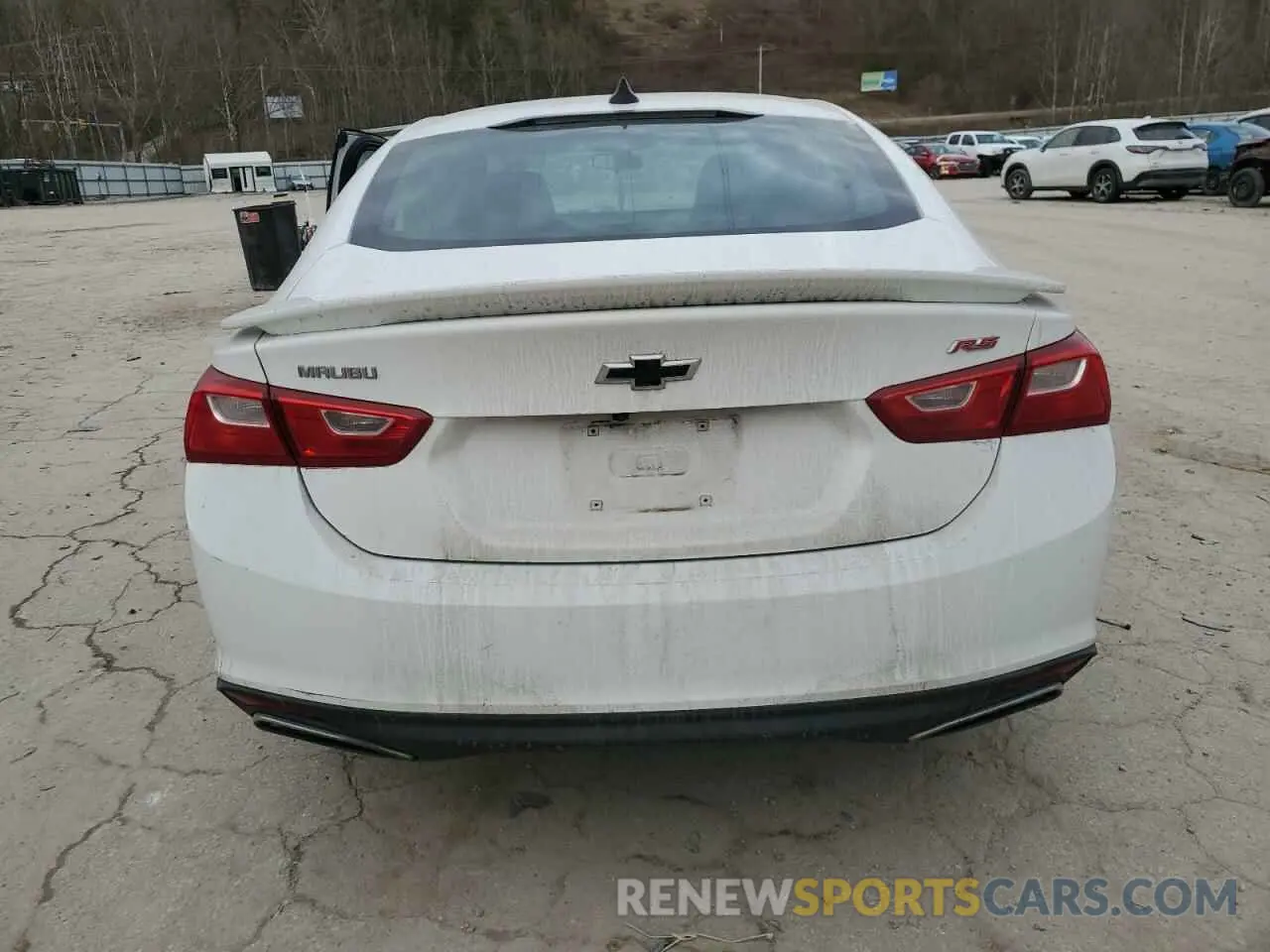 6 Photograph of a damaged car 1G1ZG5ST8KF193319 CHEVROLET MALIBU 2019
