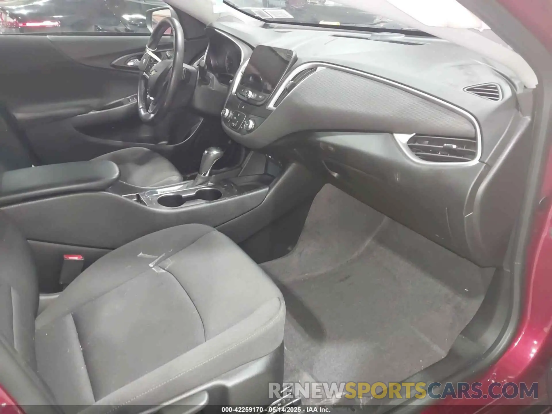 5 Photograph of a damaged car 1G1ZG5ST9KF205106 CHEVROLET MALIBU 2019