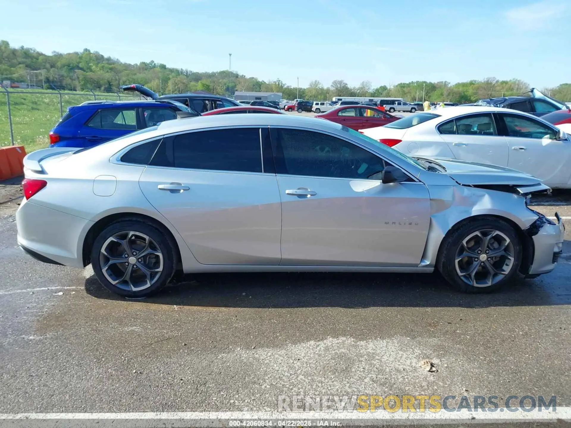 13 Фотография поврежденного автомобиля 1G1ZG5ST9KF225968 CHEVROLET MALIBU 2019