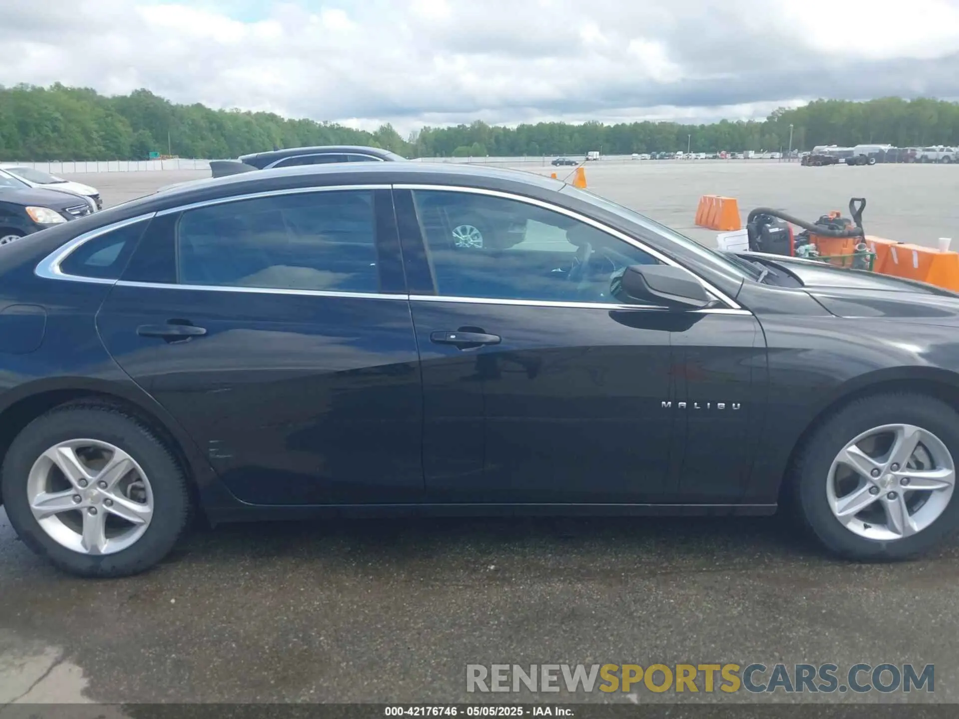 13 Photograph of a damaged car 1G1ZB5ST1LF097550 CHEVROLET MALIBU 2020