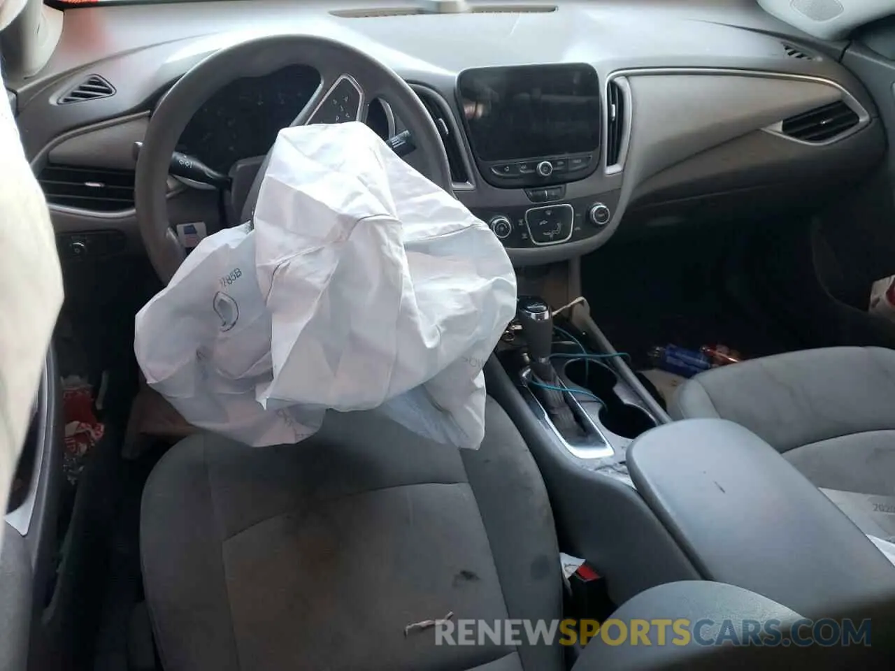 8 Photograph of a damaged car 1G1ZB5ST2LF017284 CHEVROLET MALIBU 2020