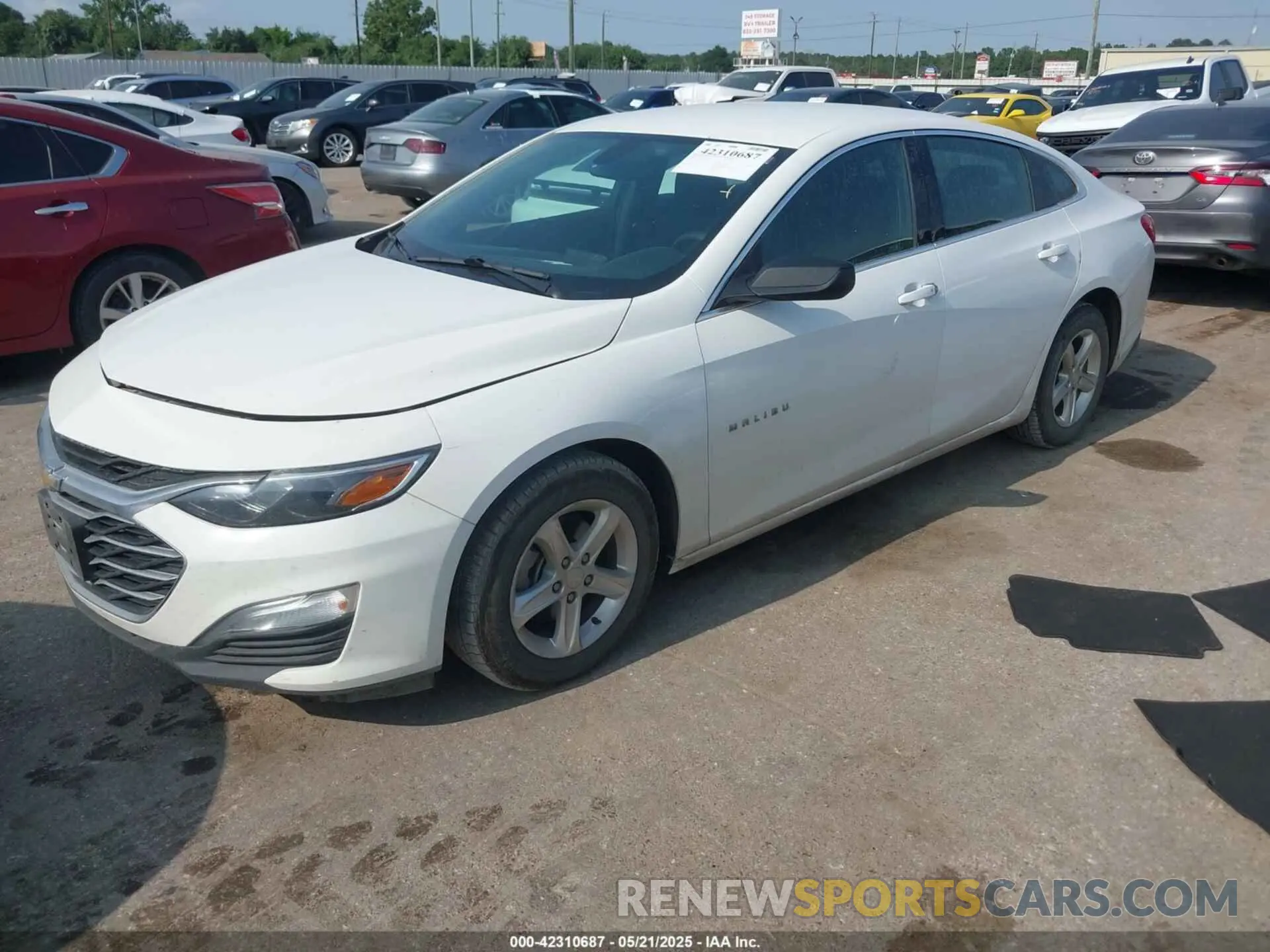 2 Фотография поврежденного автомобиля 1G1ZB5ST3LF123467 CHEVROLET MALIBU 2020