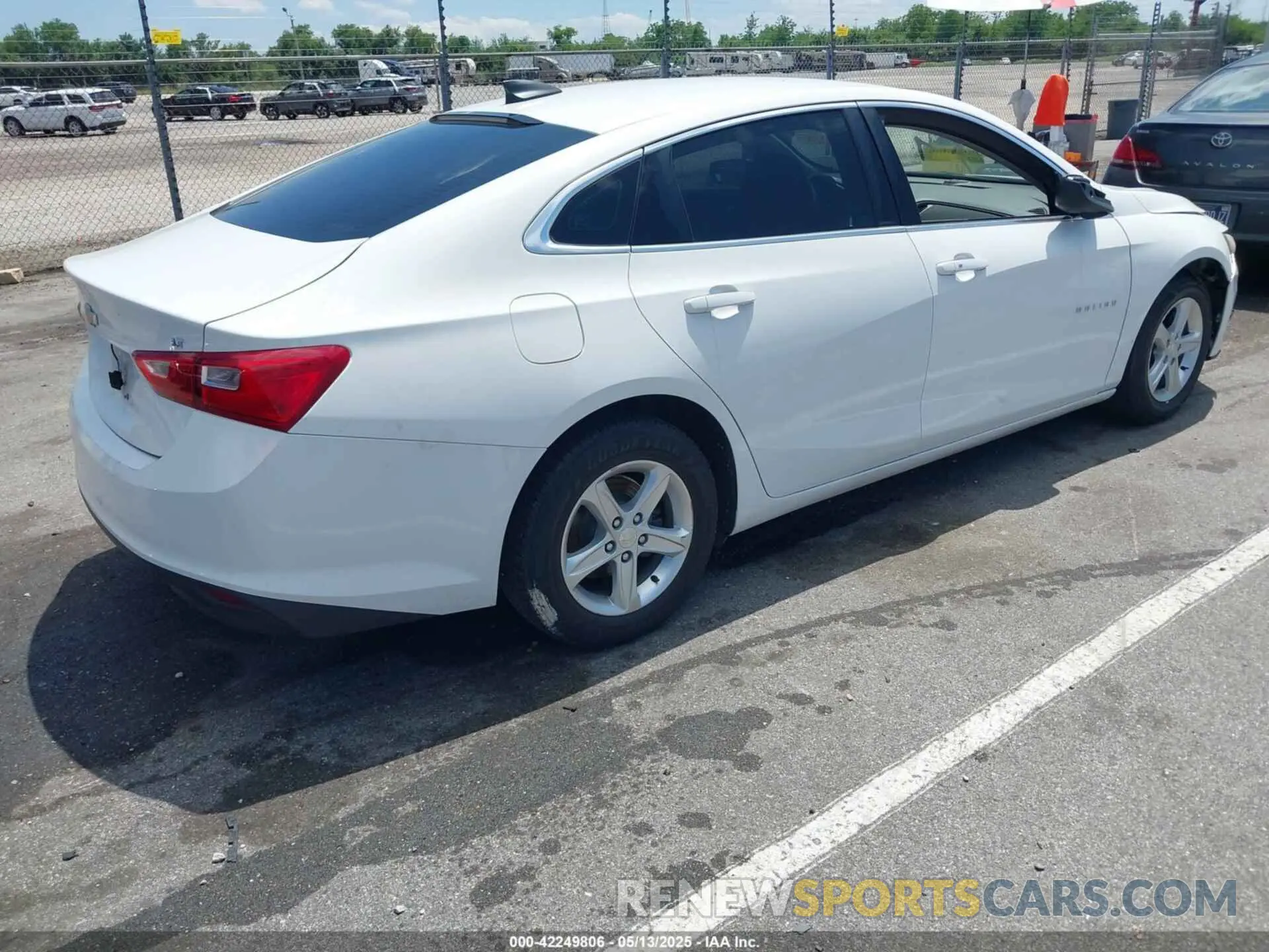 4 Photograph of a damaged car 1G1ZB5ST4LF106533 CHEVROLET MALIBU 2020