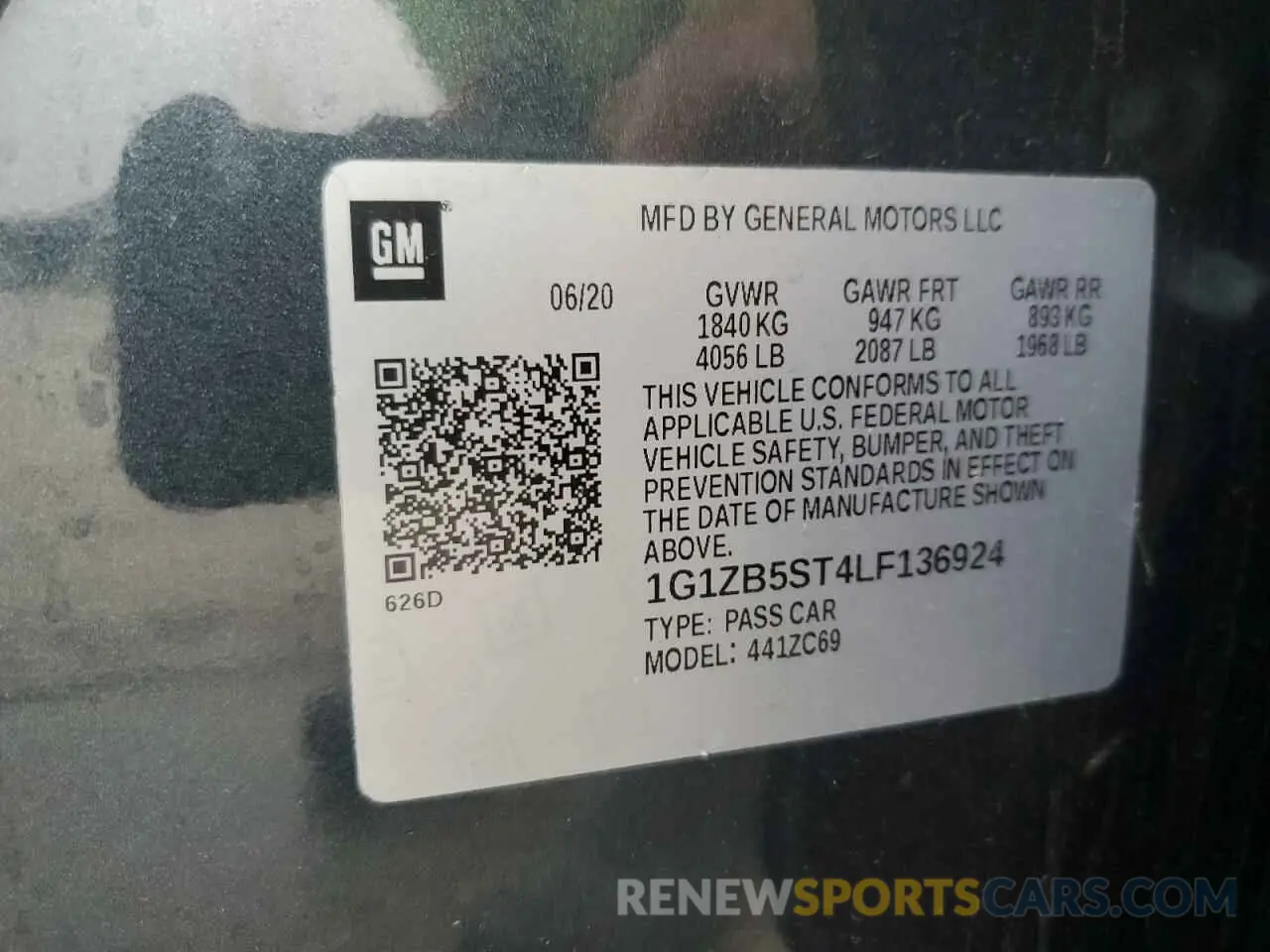 12 Photograph of a damaged car 1G1ZB5ST4LF136924 CHEVROLET MALIBU 2020