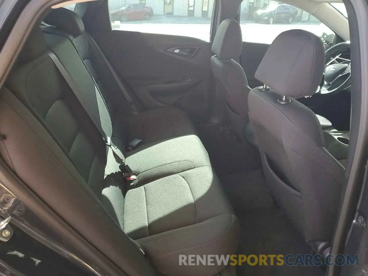 10 Фотография поврежденного автомобиля 1G1ZB5ST4LF151777 CHEVROLET MALIBU 2020