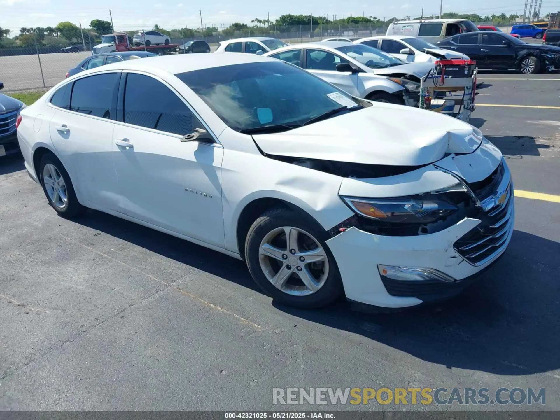 1 Photograph of a damaged car 1G1ZB5ST5LF117072 CHEVROLET MALIBU 2020
