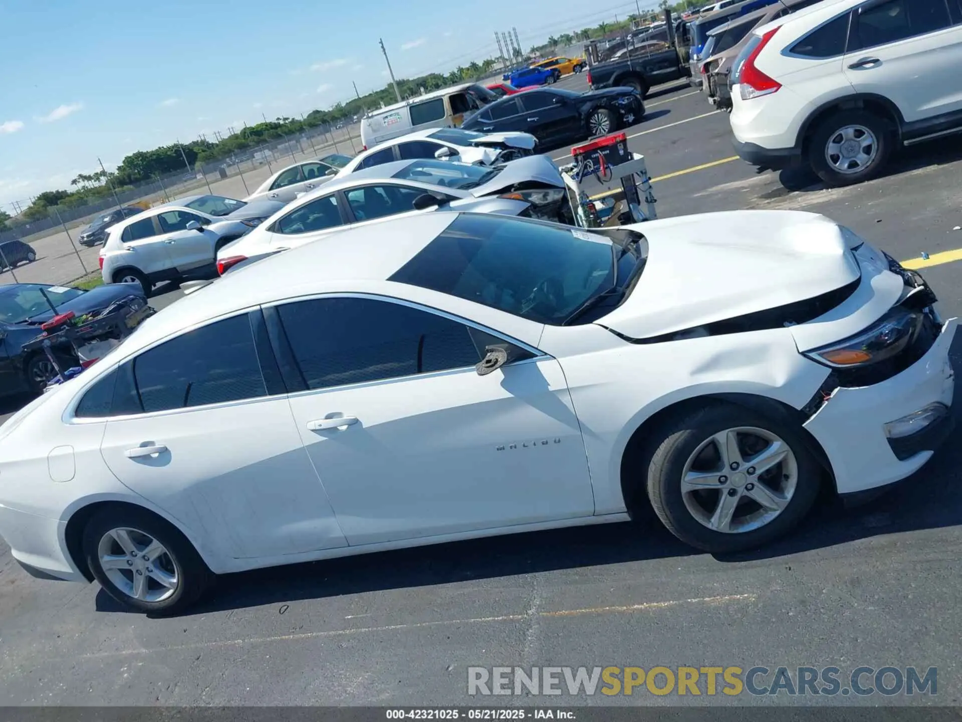 14 Photograph of a damaged car 1G1ZB5ST5LF117072 CHEVROLET MALIBU 2020