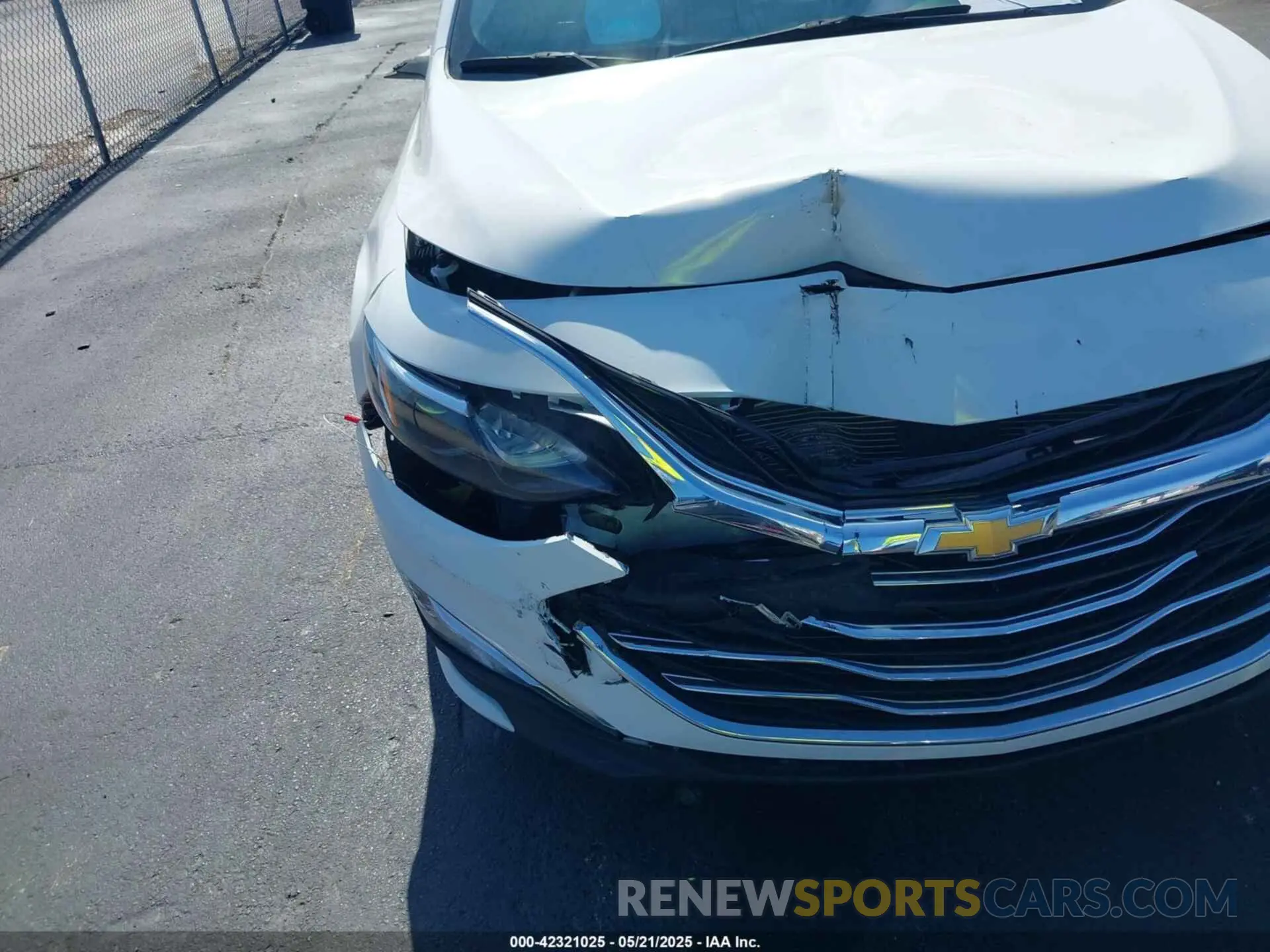 6 Photograph of a damaged car 1G1ZB5ST5LF117072 CHEVROLET MALIBU 2020