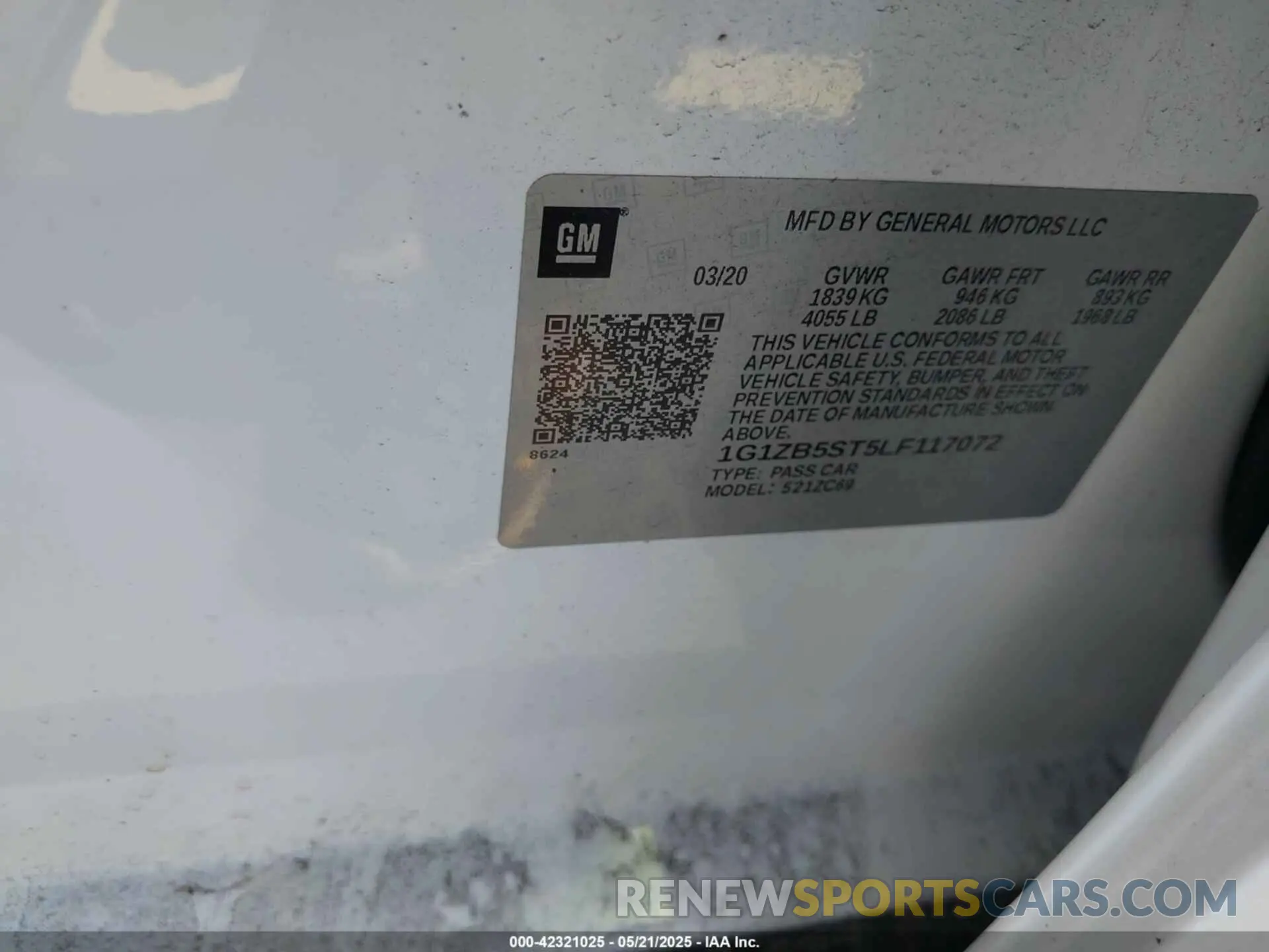 9 Photograph of a damaged car 1G1ZB5ST5LF117072 CHEVROLET MALIBU 2020