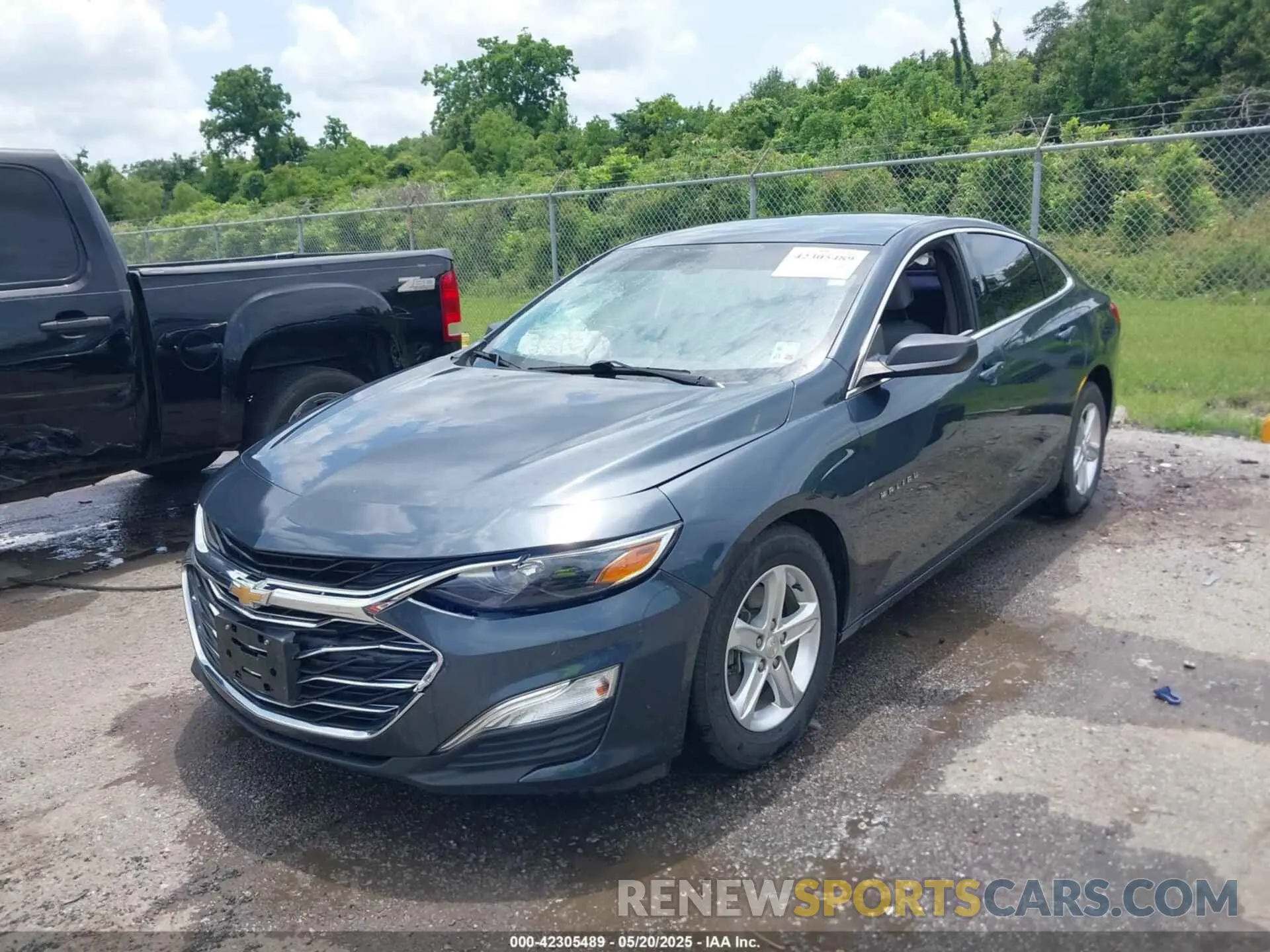 2 Фотография поврежденного автомобиля 1G1ZB5ST8LF154021 CHEVROLET MALIBU 2020