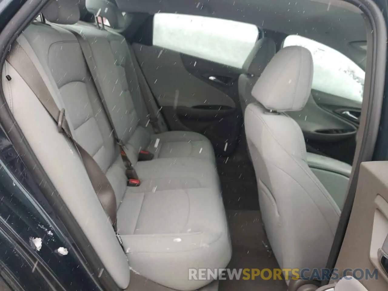 10 Photograph of a damaged car 1G1ZC5ST0LF155905 CHEVROLET MALIBU 2020