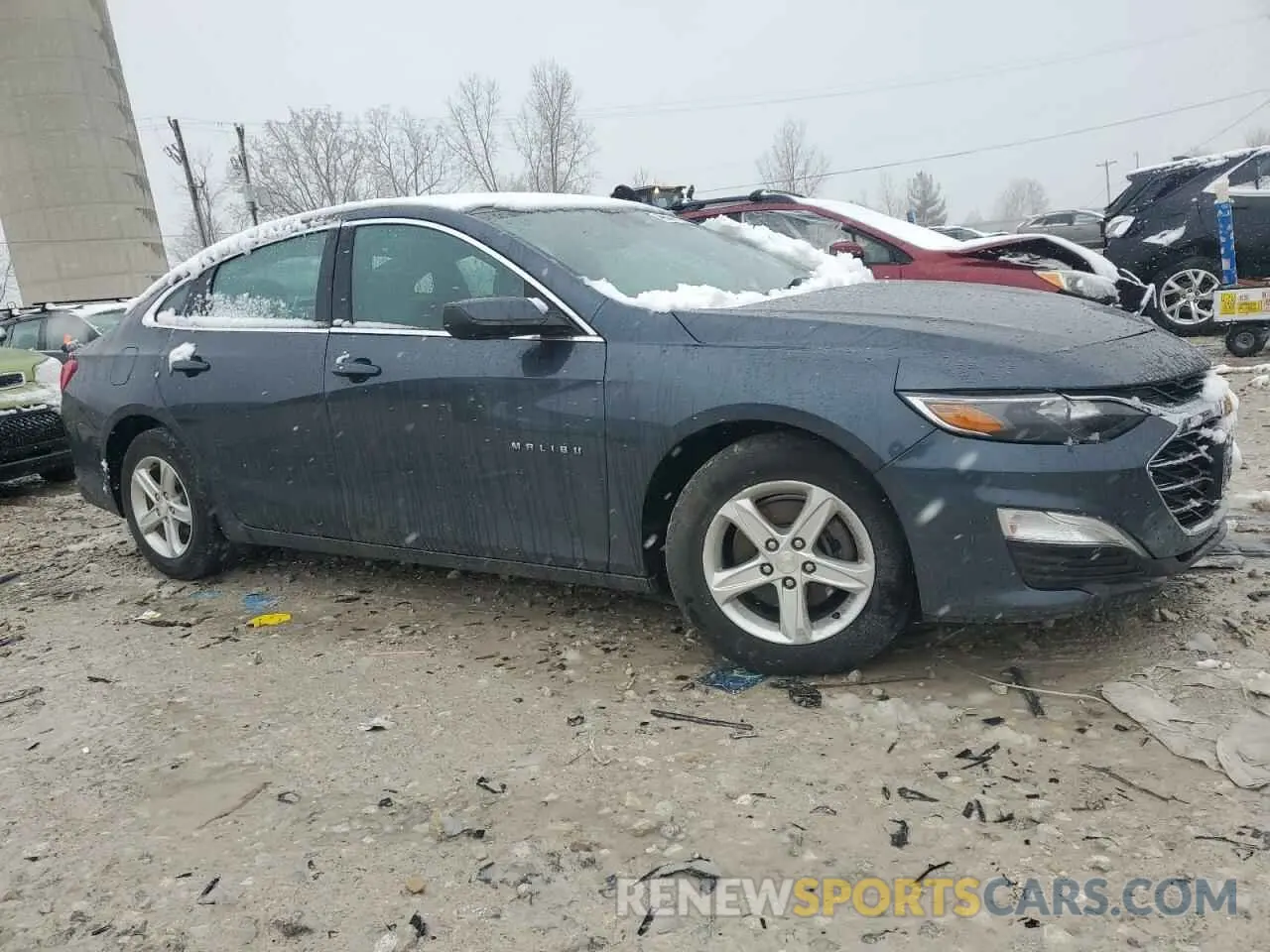 4 Photograph of a damaged car 1G1ZC5ST0LF155905 CHEVROLET MALIBU 2020