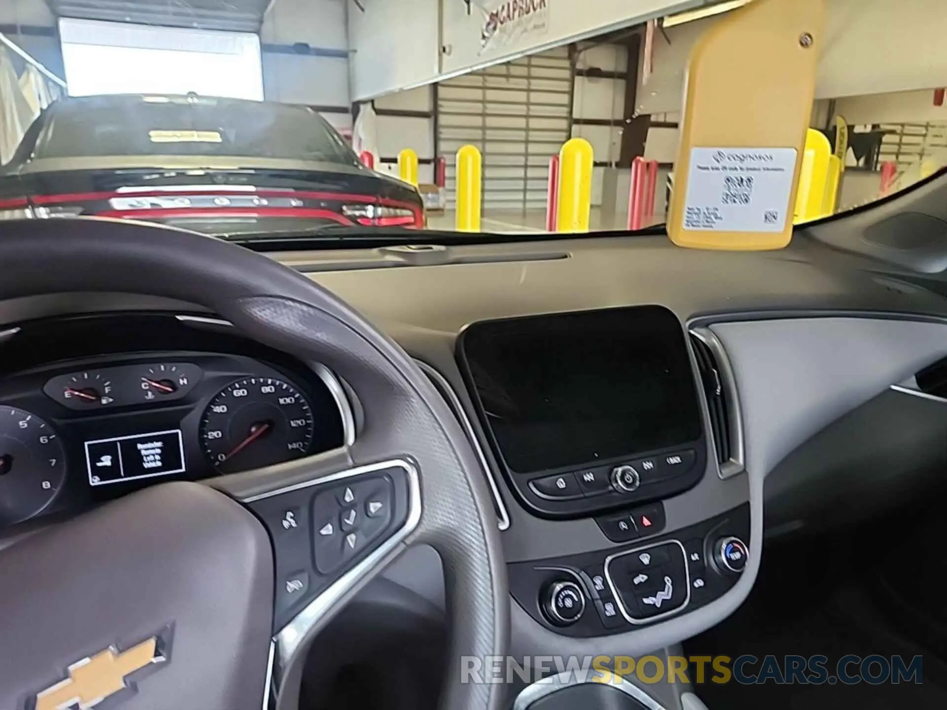 15 Photograph of a damaged car 1G1ZC5ST1LF132018 CHEVROLET MALIBU 2020