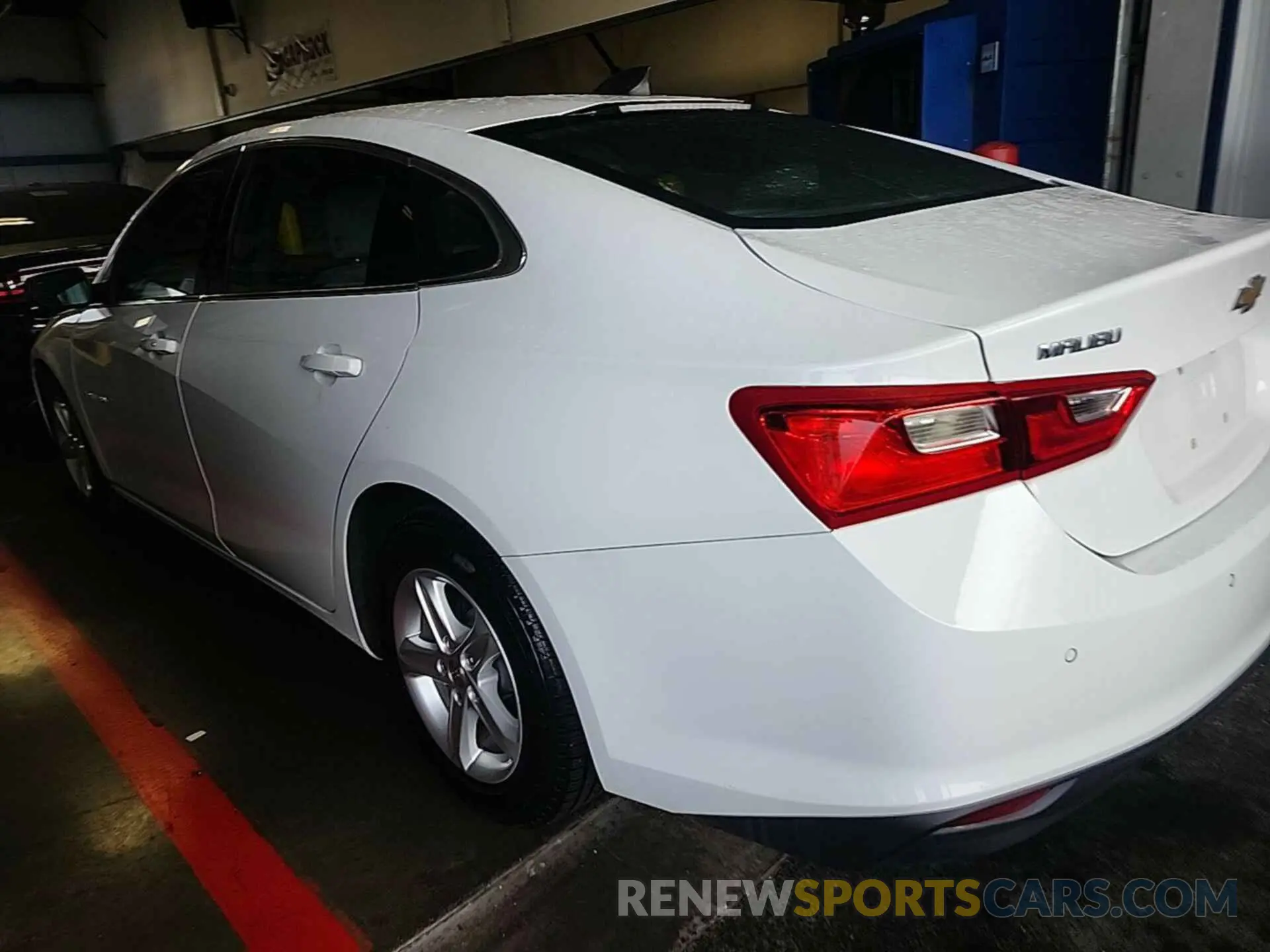 23 Photograph of a damaged car 1G1ZC5ST1LF132018 CHEVROLET MALIBU 2020