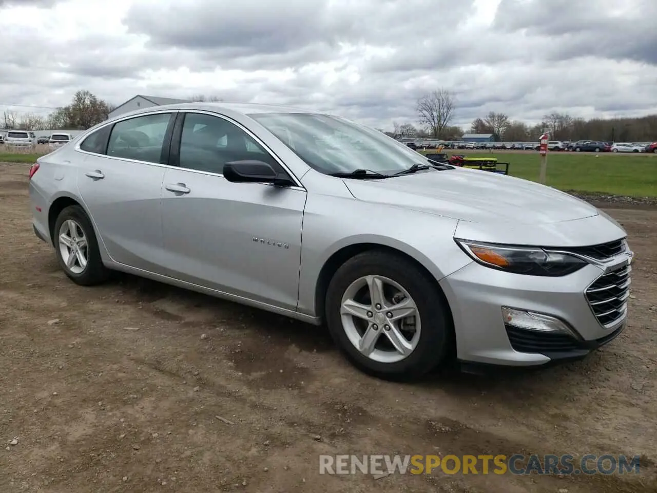 4 Фотография поврежденного автомобиля 1G1ZC5ST2LF111369 CHEVROLET MALIBU 2020