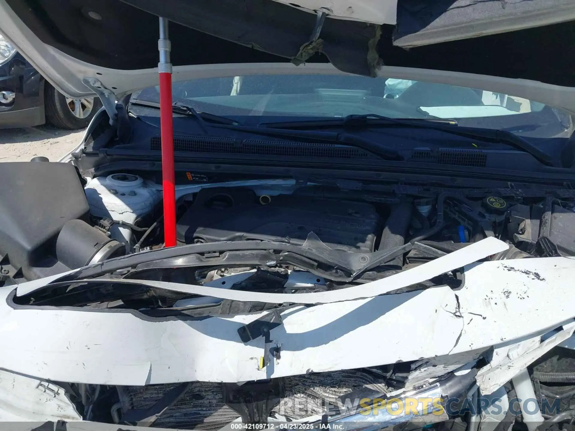 10 Photograph of a damaged car 1G1ZC5ST3LF047312 CHEVROLET MALIBU 2020