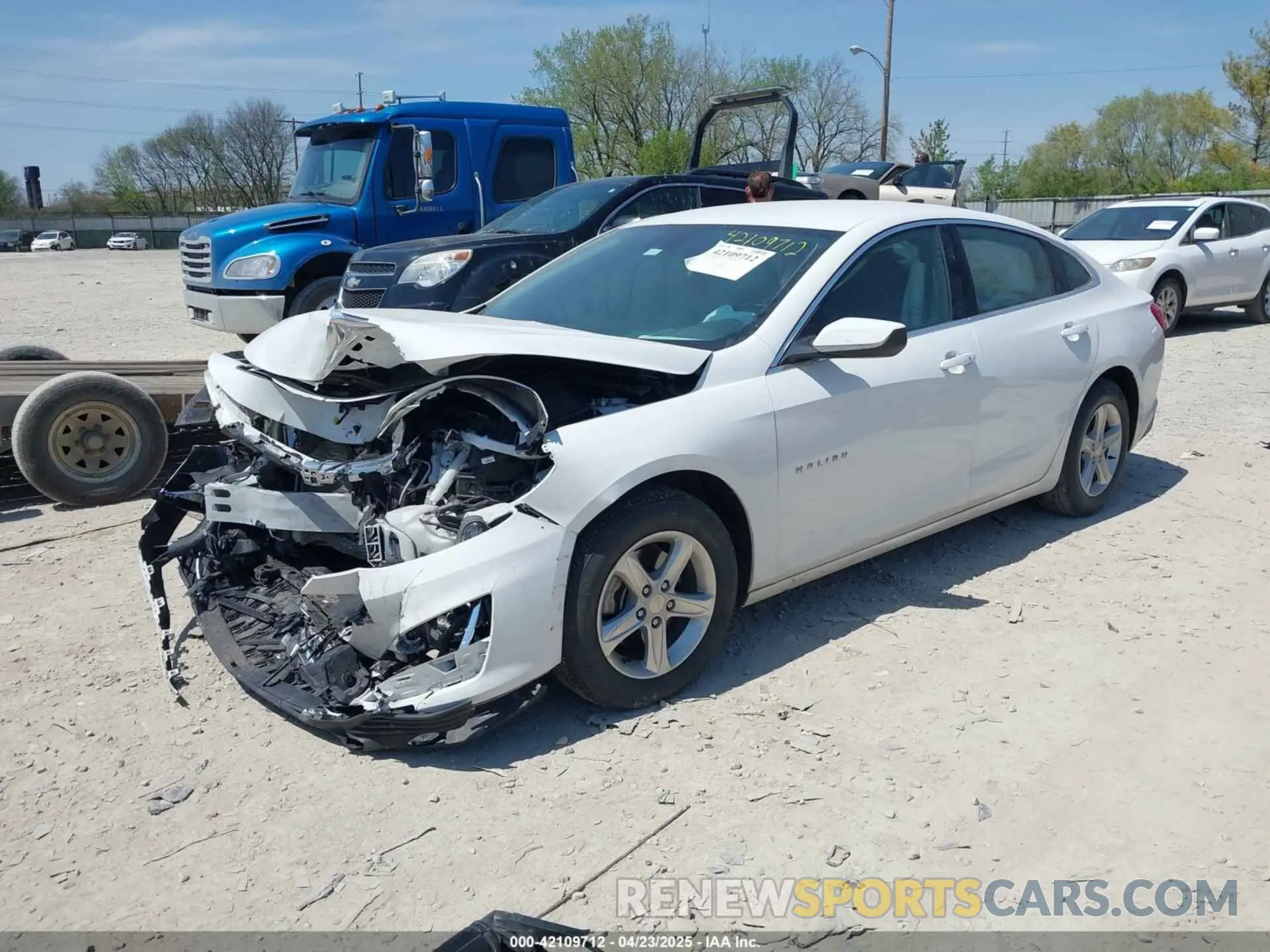 2 Photograph of a damaged car 1G1ZC5ST3LF047312 CHEVROLET MALIBU 2020