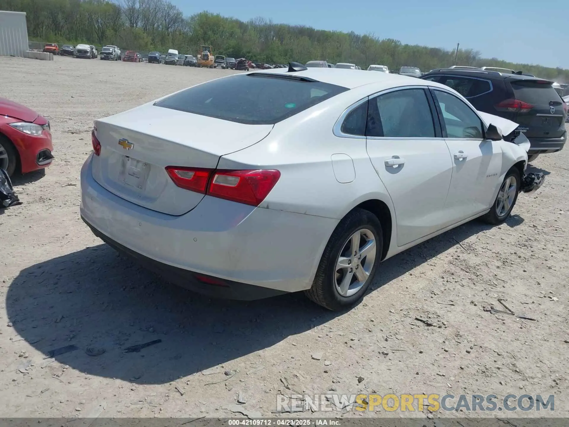 4 Photograph of a damaged car 1G1ZC5ST3LF047312 CHEVROLET MALIBU 2020