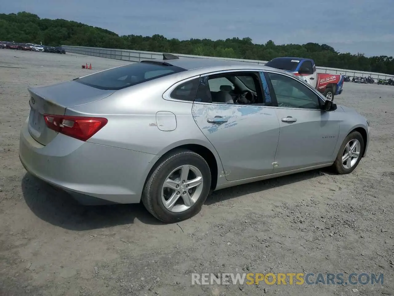 3 Photograph of a damaged car 1G1ZC5ST4LF100356 CHEVROLET MALIBU 2020