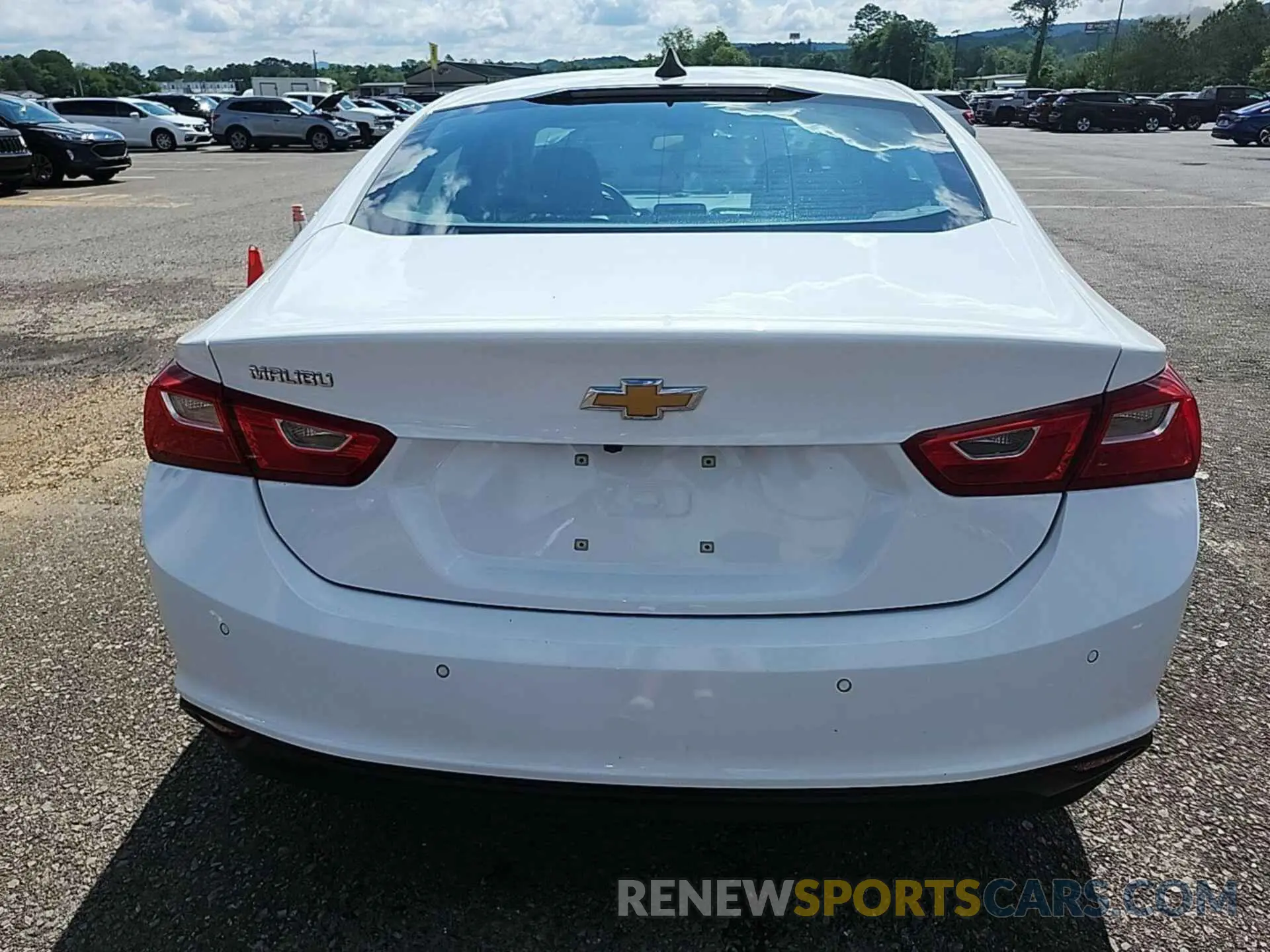 23 Photograph of a damaged car 1G1ZC5ST4LF136340 CHEVROLET MALIBU 2020