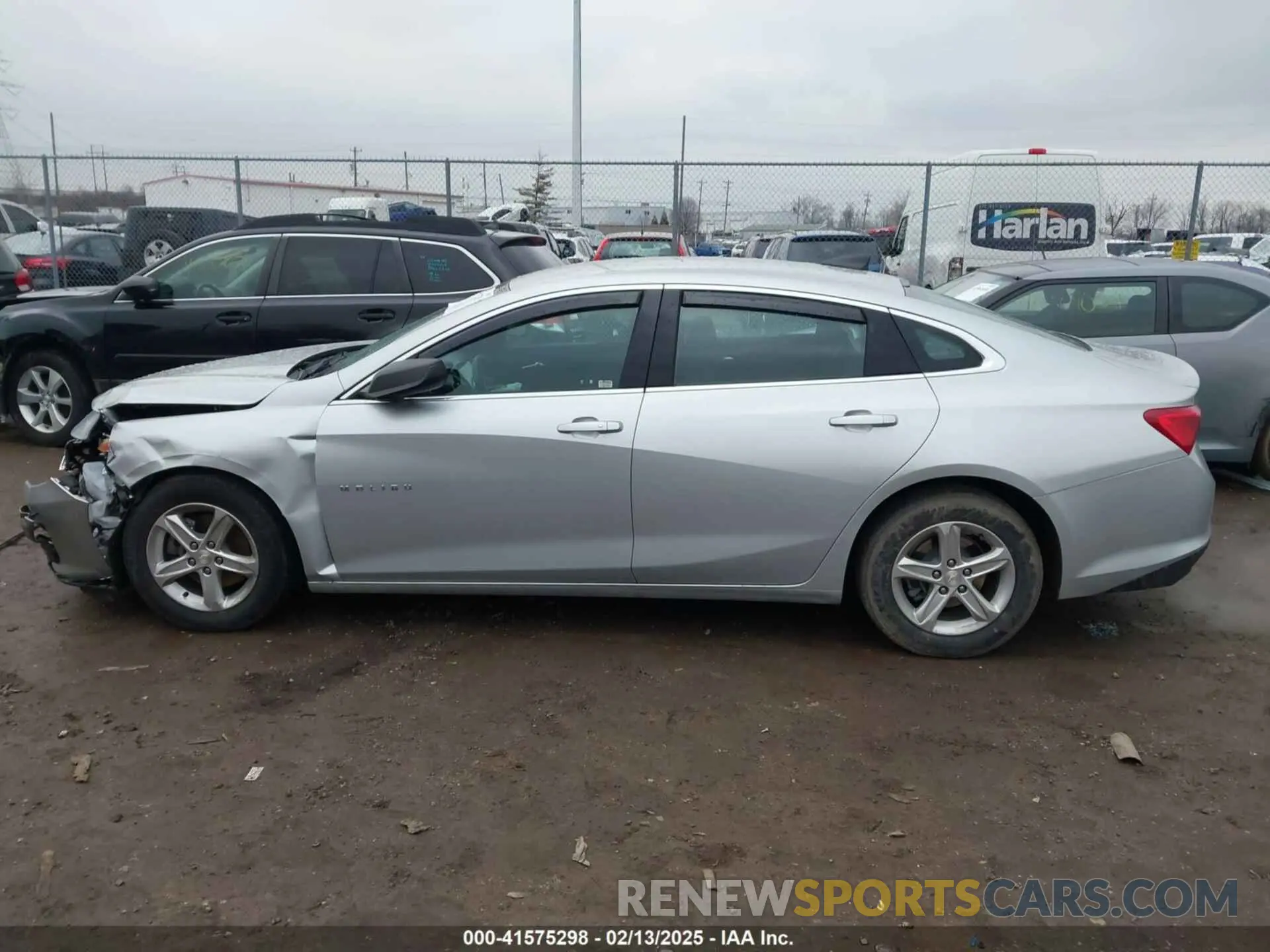 15 Photograph of a damaged car 1G1ZC5ST4LF154210 CHEVROLET MALIBU 2020