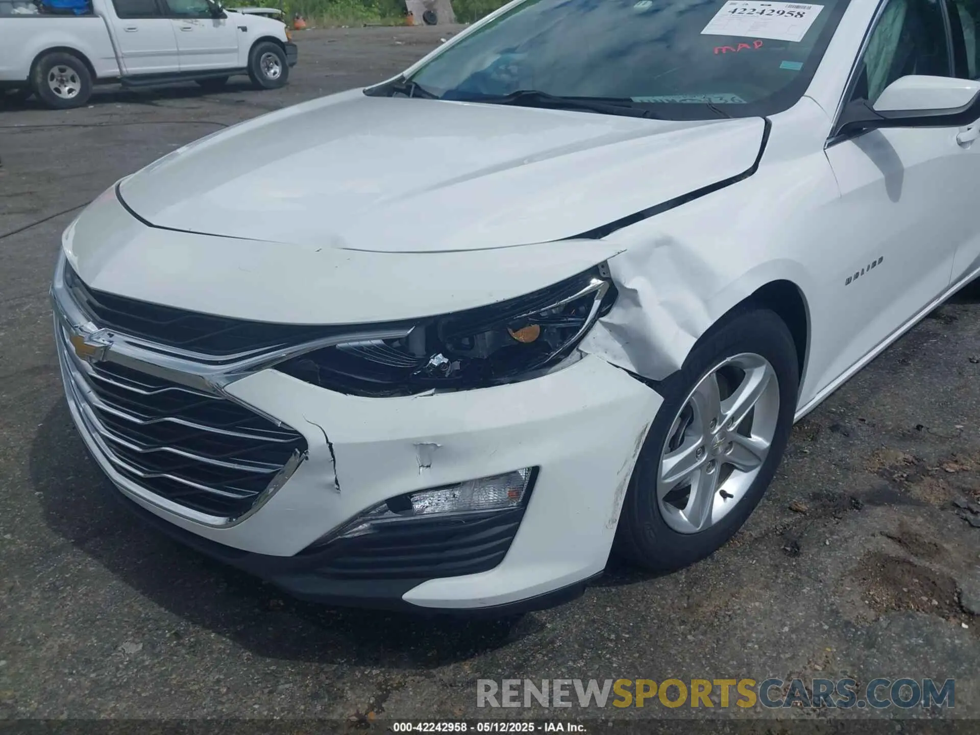 6 Фотография поврежденного автомобиля 1G1ZC5ST6LF158081 CHEVROLET MALIBU 2020