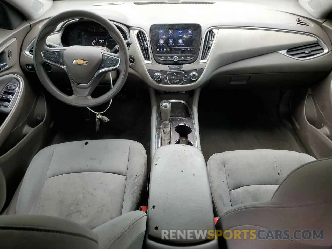8 Photograph of a damaged car 1G1ZC5ST7LF107995 CHEVROLET MALIBU 2020