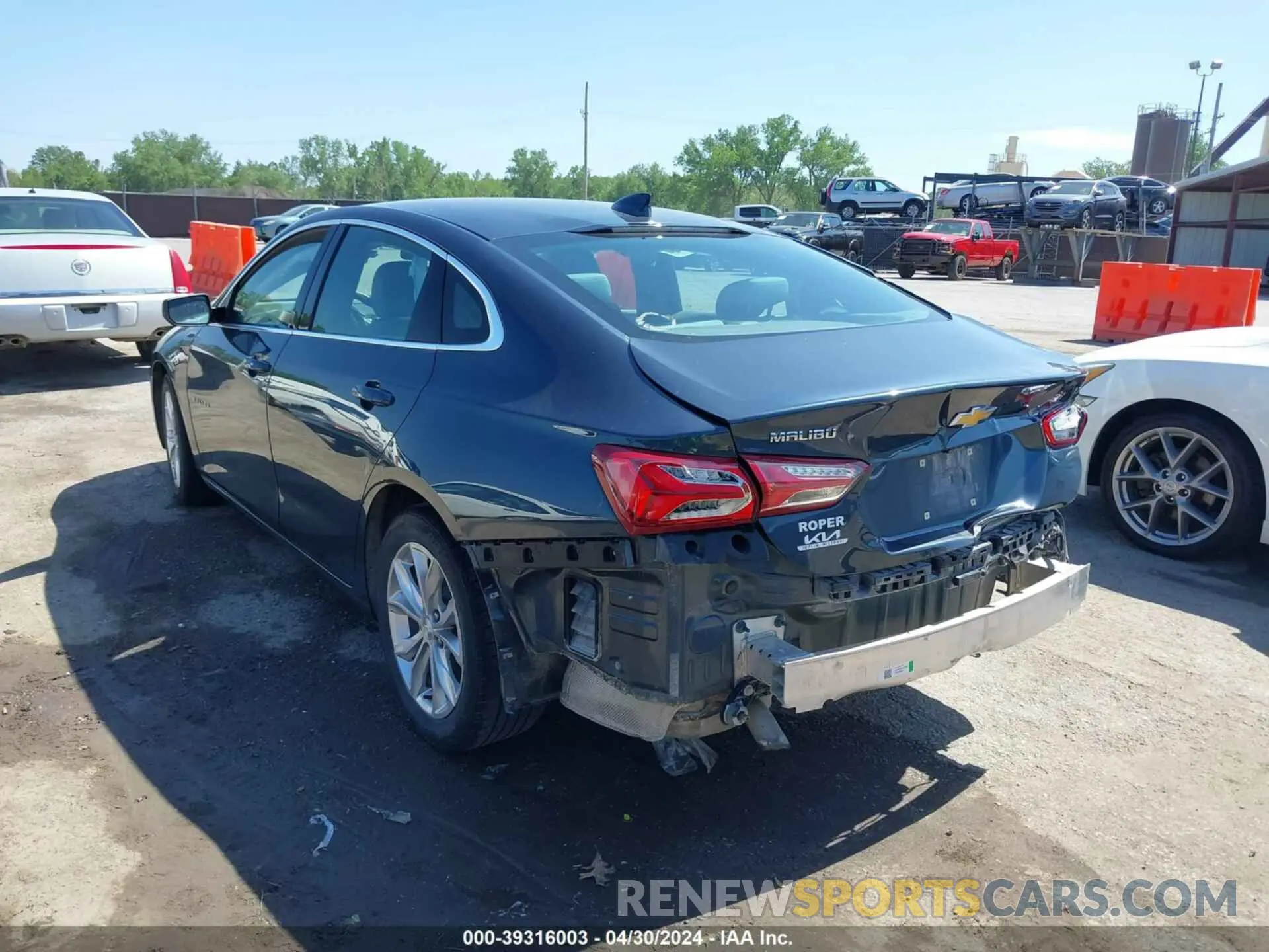3 Photograph of a damaged car 1G1ZD5ST0LF038516 CHEVROLET MALIBU 2020