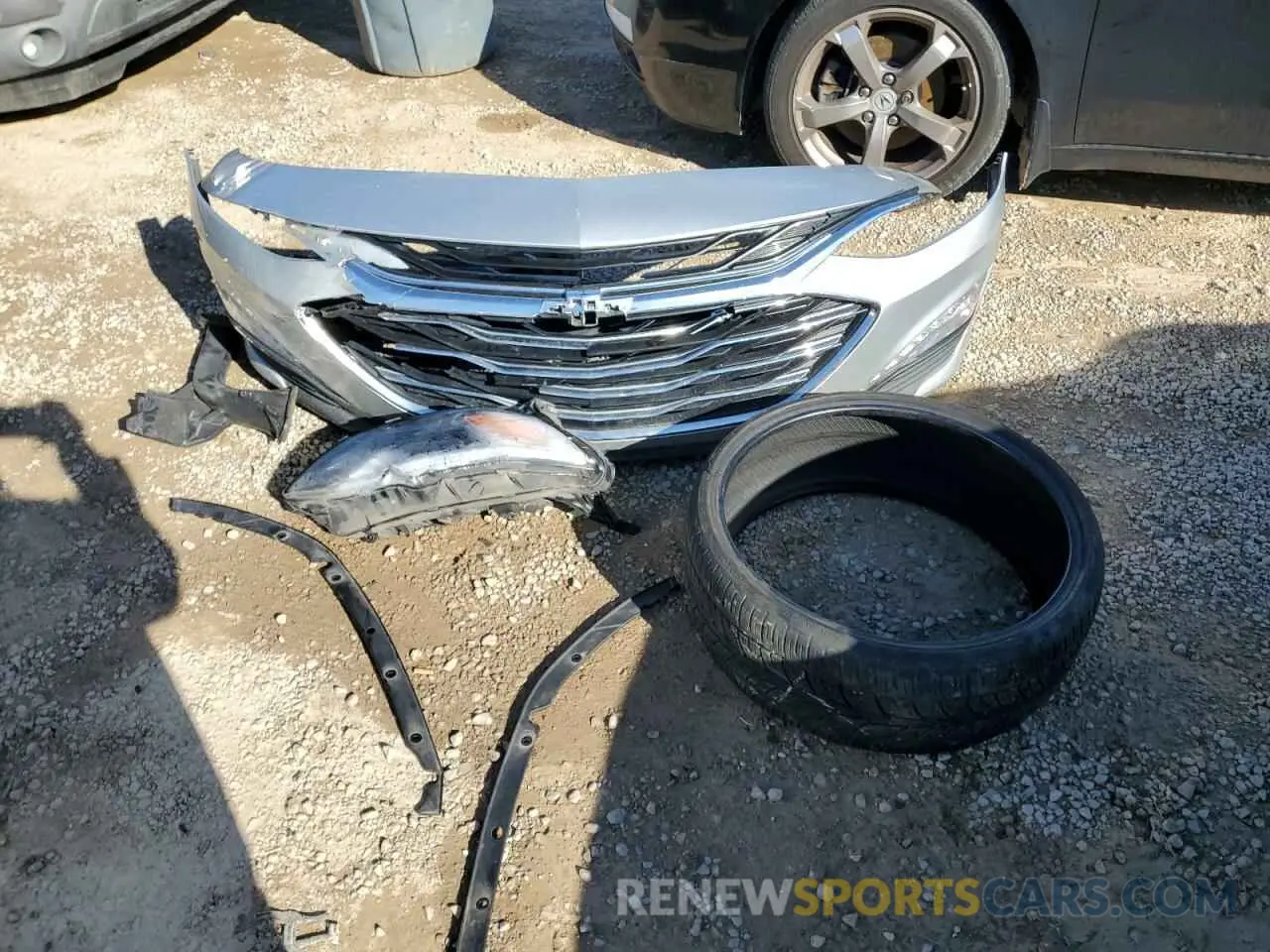 12 Photograph of a damaged car 1G1ZD5ST0LF045255 CHEVROLET MALIBU 2020
