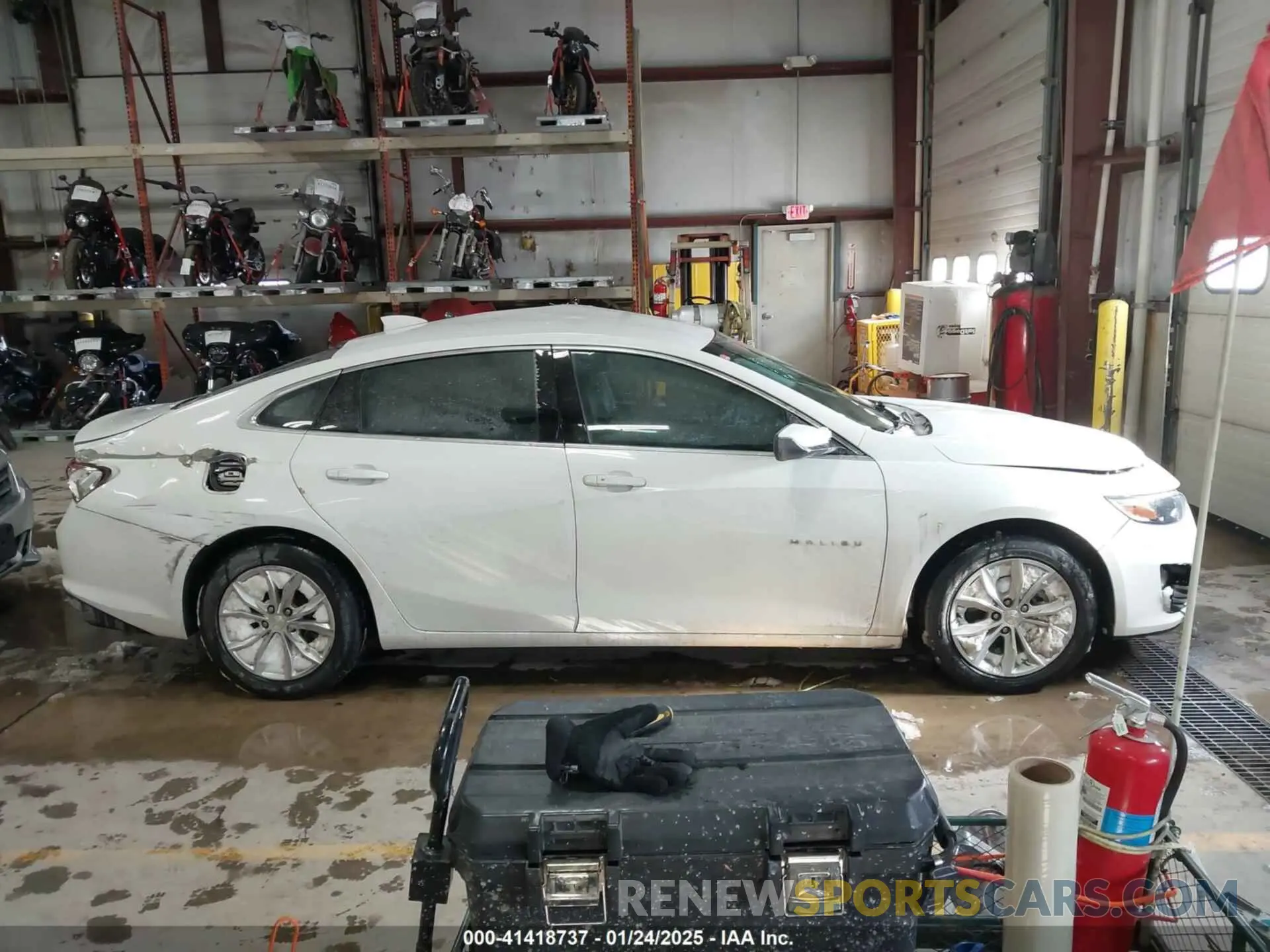 13 Photograph of a damaged car 1G1ZD5ST0LF077400 CHEVROLET MALIBU 2020