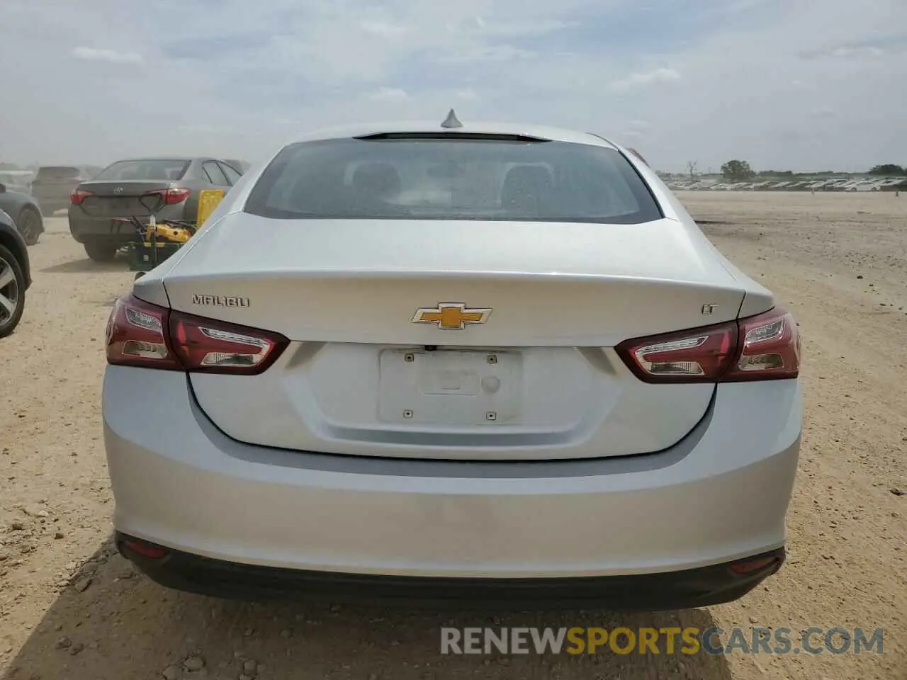 6 Фотография поврежденного автомобиля 1G1ZD5ST0LF092799 CHEVROLET MALIBU 2020